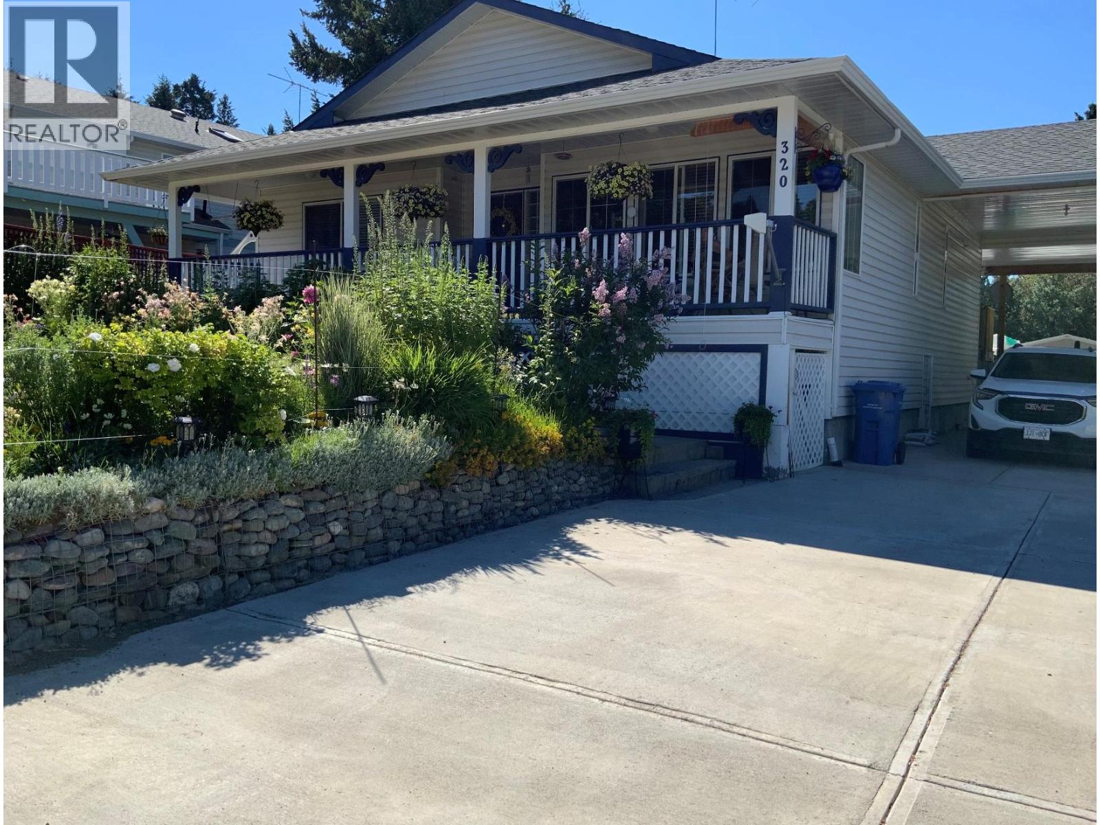 320 Linden Road, Logan Lake
