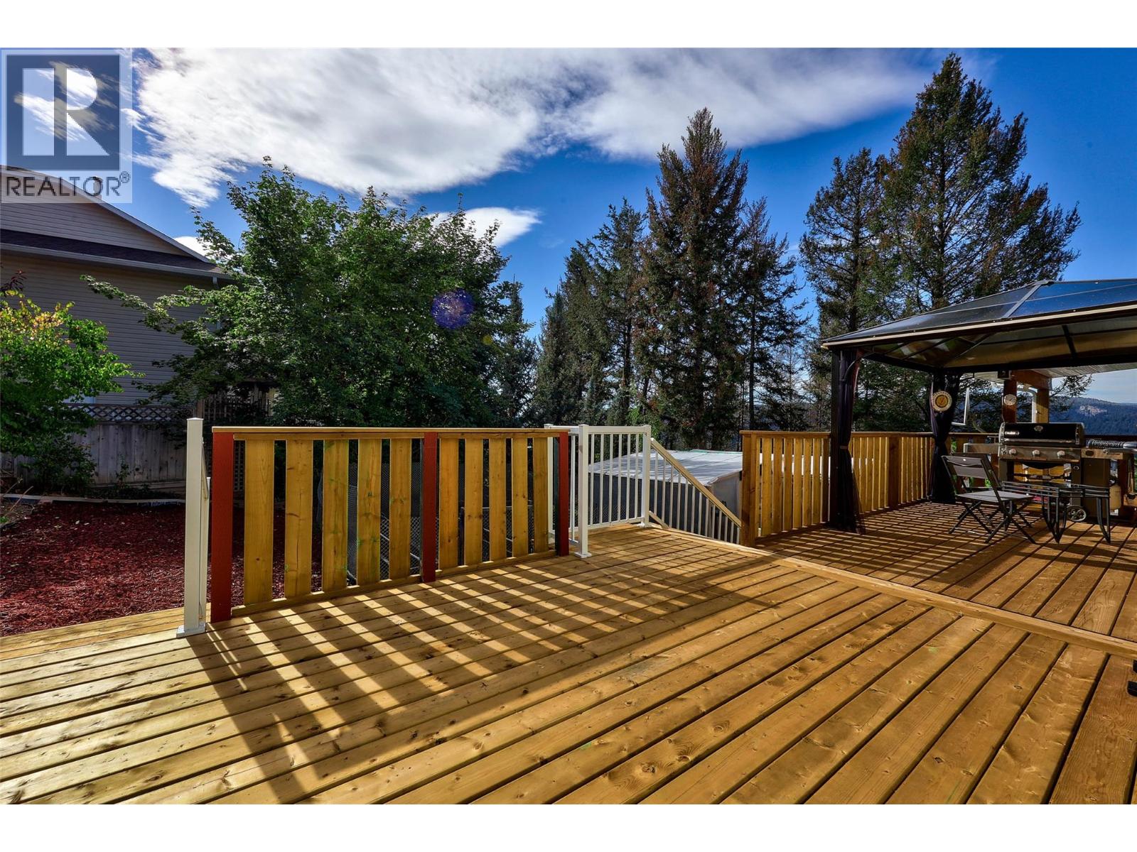320 Linden Road, Logan Lake