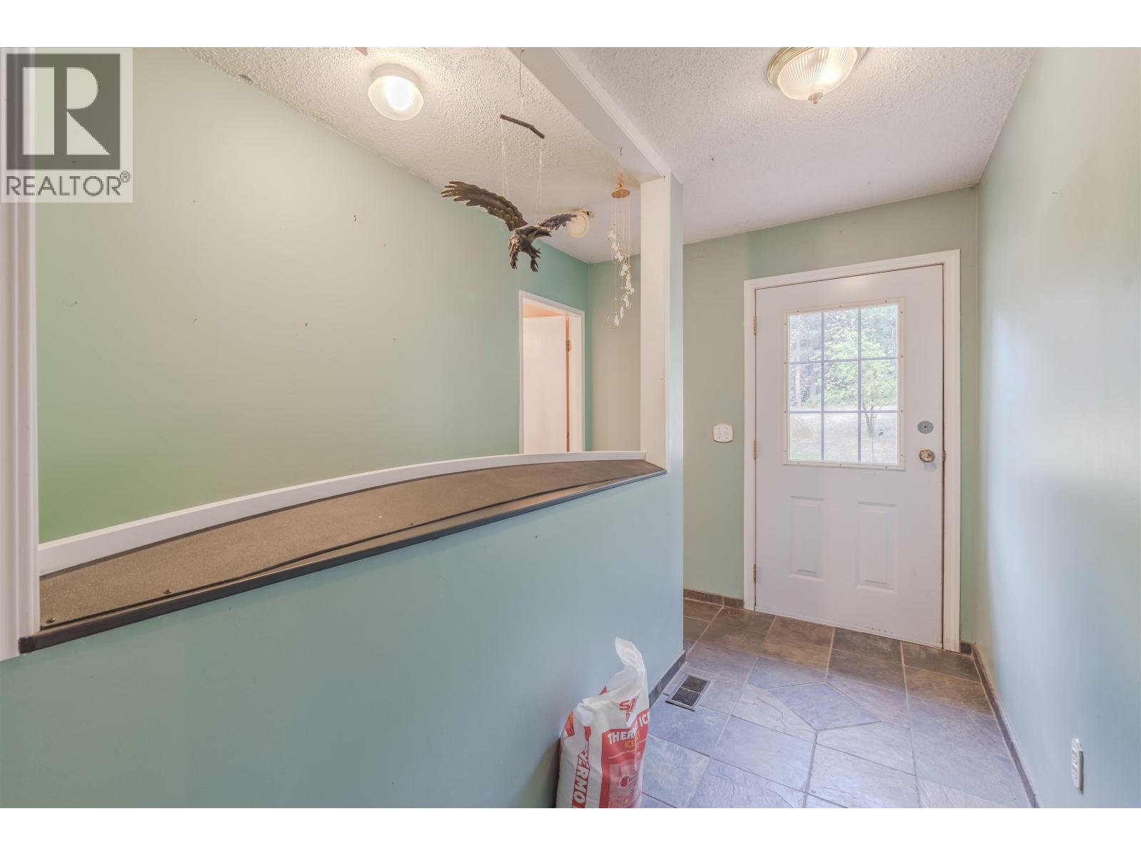 6135 RANCHETTE ROAD, Horse Lake