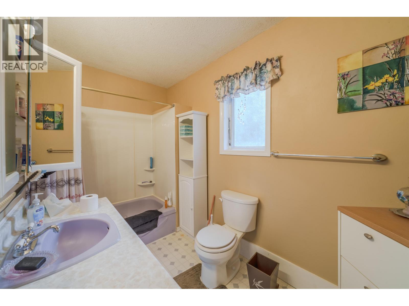 6135 RANCHETTE ROAD, Horse Lake