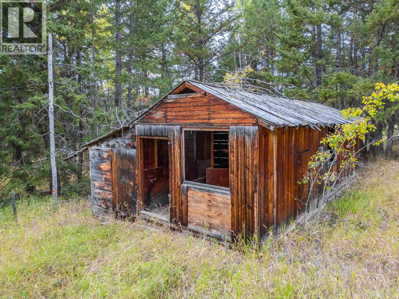 6135 RANCHETTE ROAD, Horse Lake