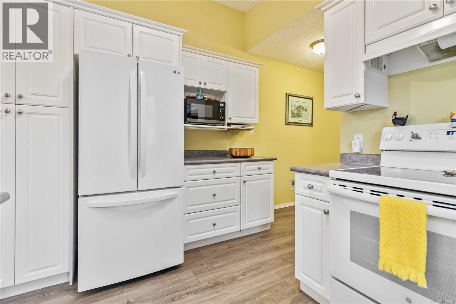 69 7570 Tetayut Road, Central Saanich