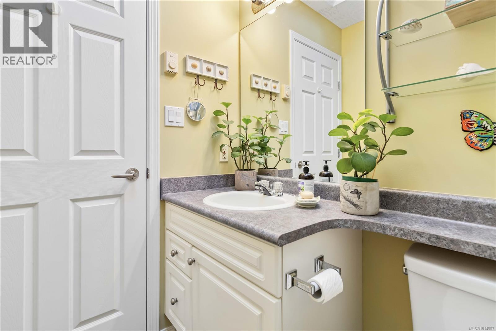 69 7570 Tetayut Road, Central Saanich