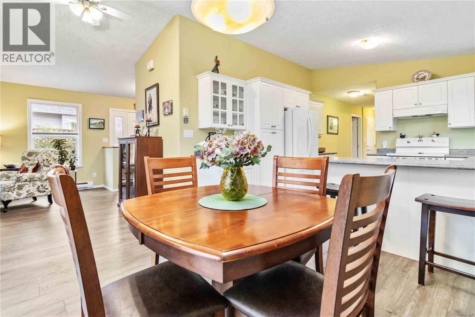 69 7570 Tetayut Road, Central Saanich