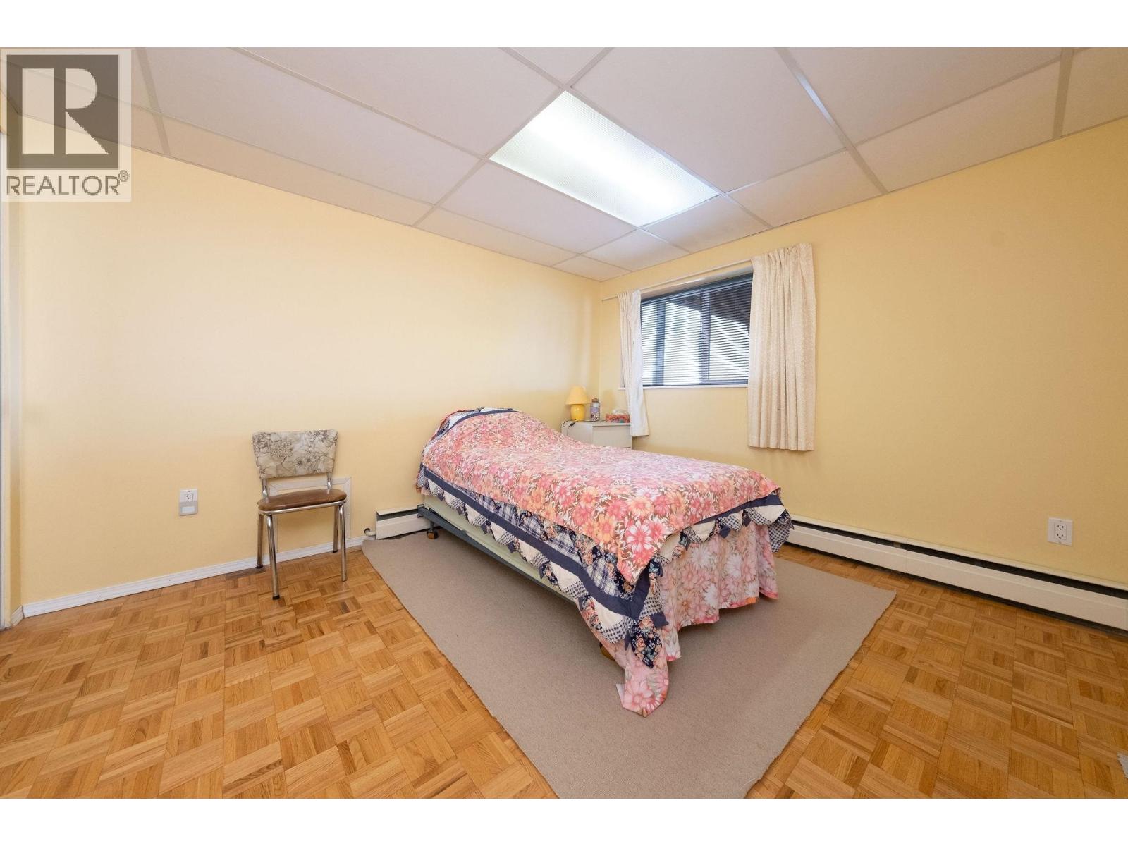 2128 MATHERS AVENUE, West Vancouver
