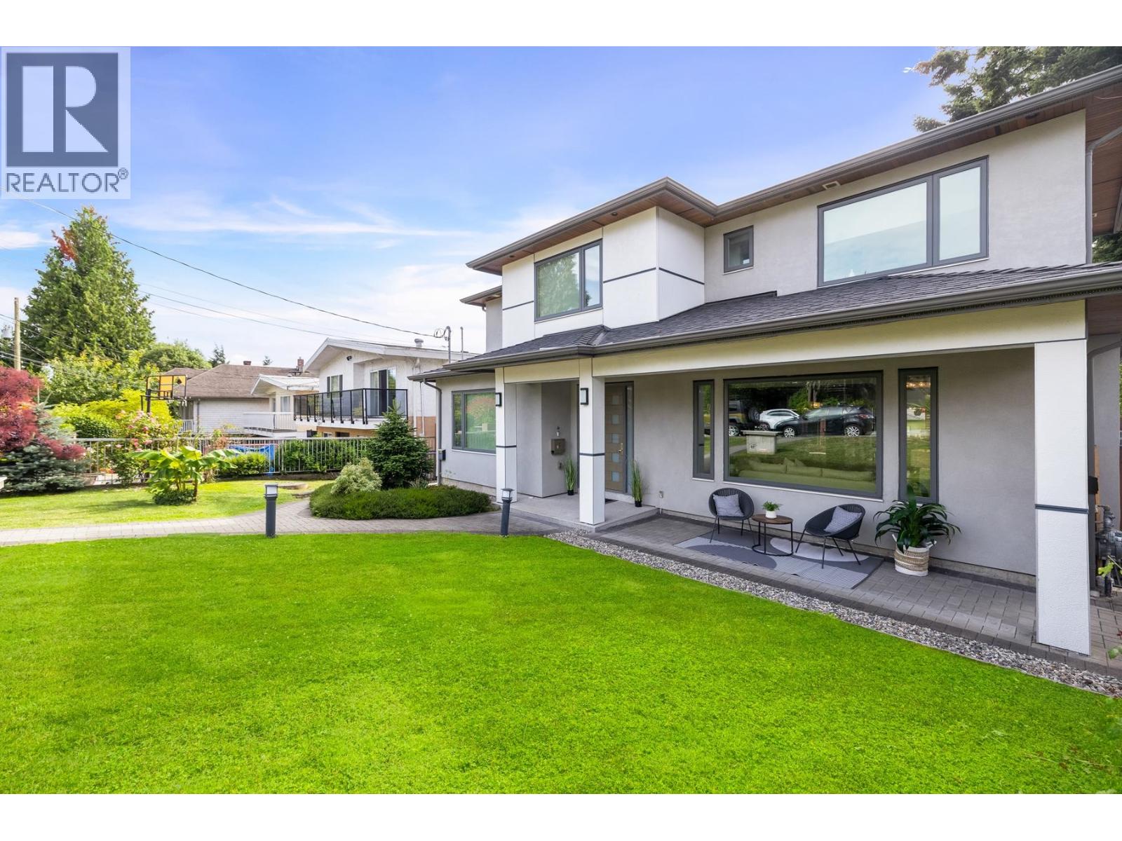 2553 WESTERN AVENUE, North Vancouver