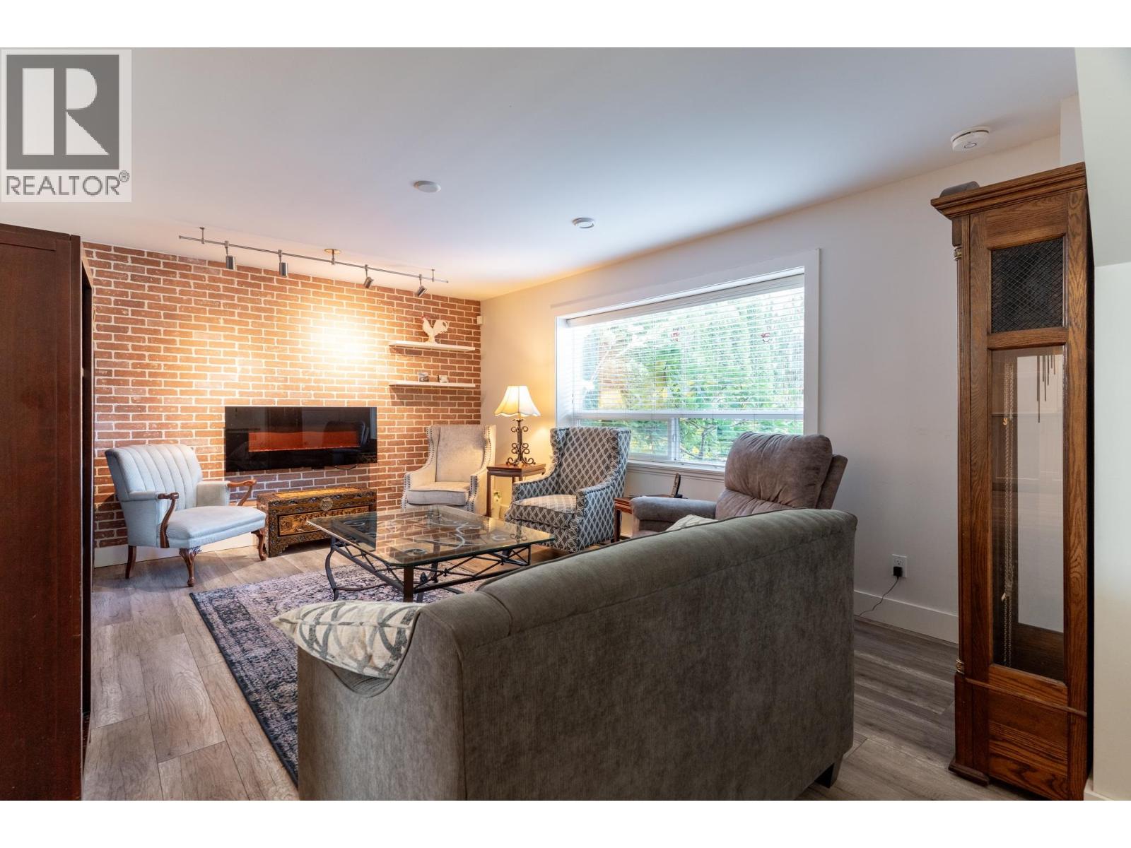 6098 BRODIE Road, Delta