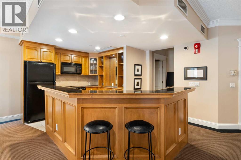 Single Family House for Sale in    Street SW Shawnee Slopes Calgary 