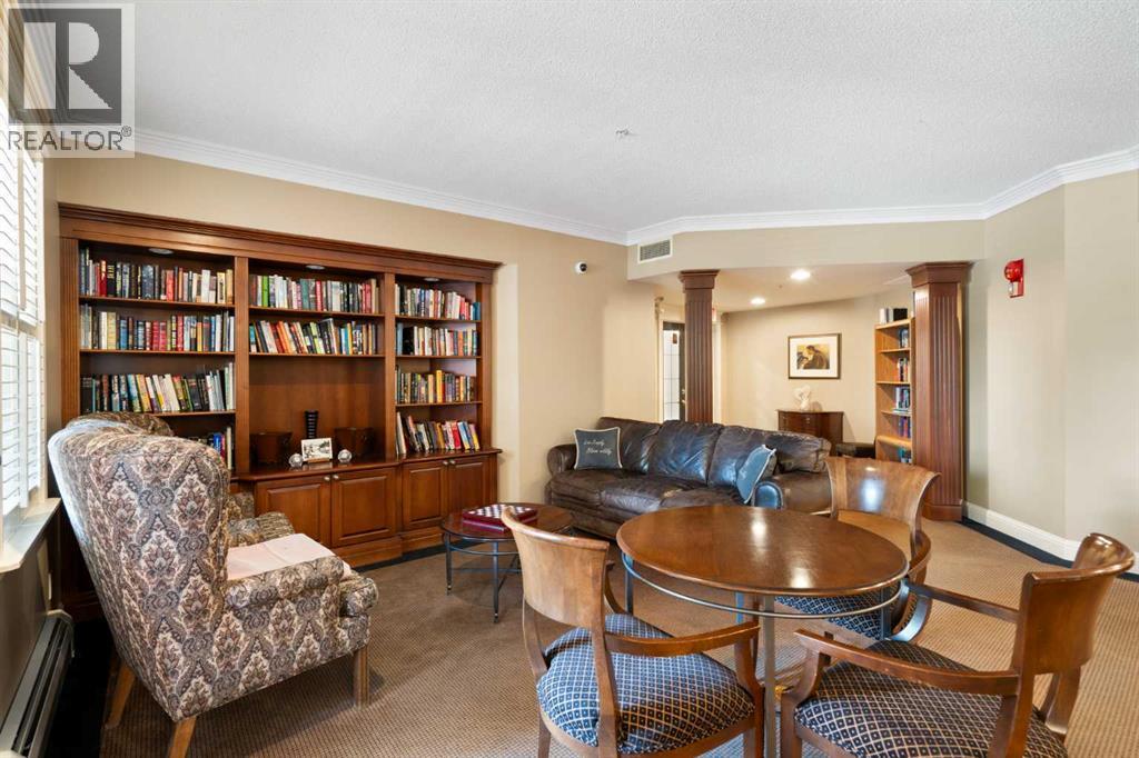 Single Family House for Sale in    Street SW Shawnee Slopes Calgary 