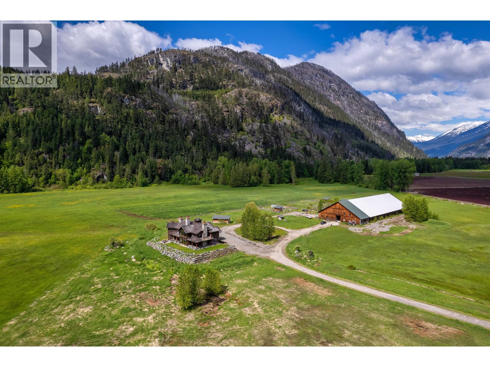 9115 PEMBERTON MEADOWS ROAD, Pemberton