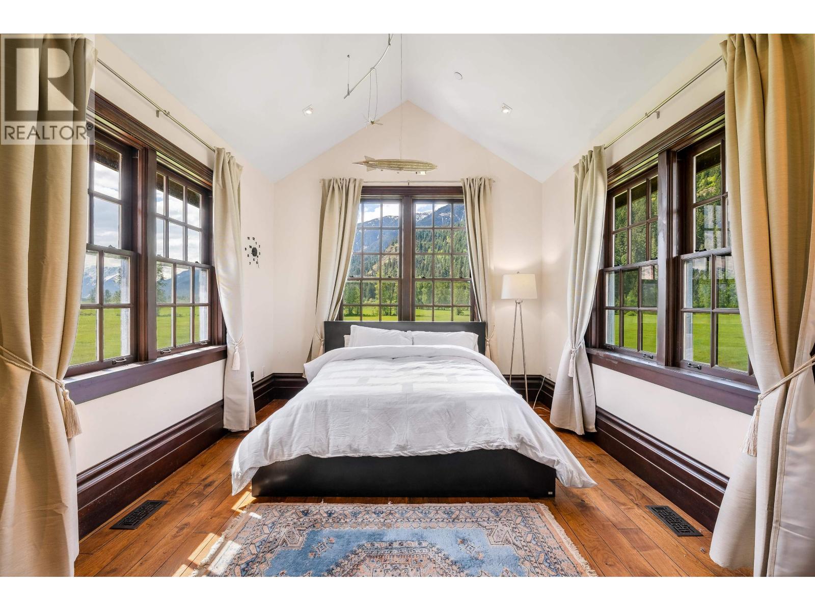 9115 PEMBERTON MEADOWS ROAD, Pemberton