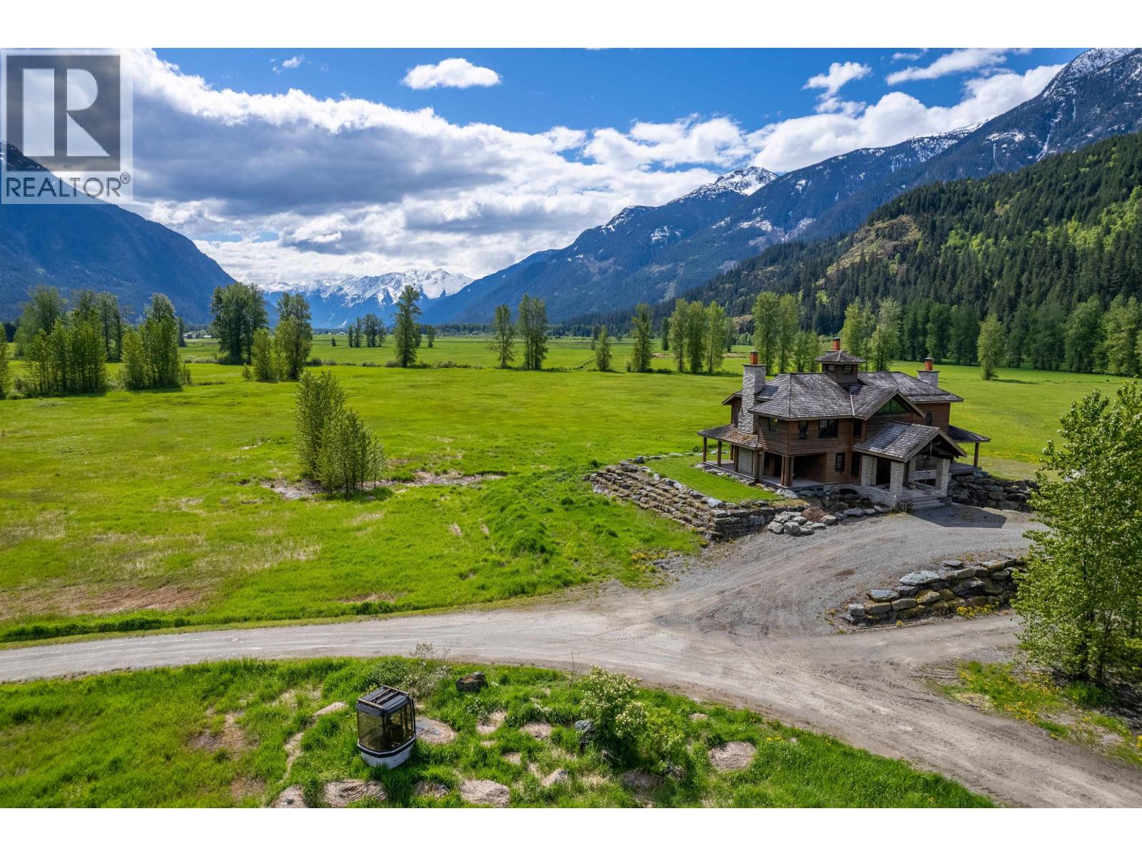 9115 PEMBERTON MEADOWS ROAD, Pemberton