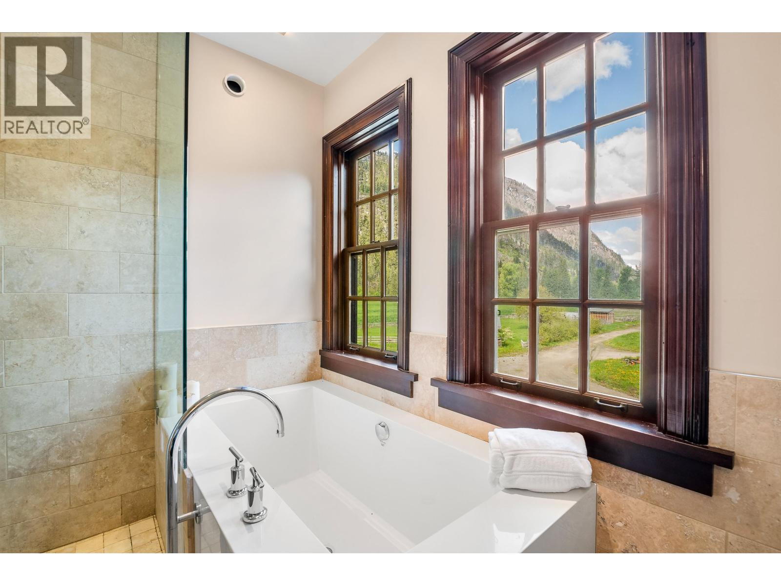 9115 PEMBERTON MEADOWS ROAD, Pemberton
