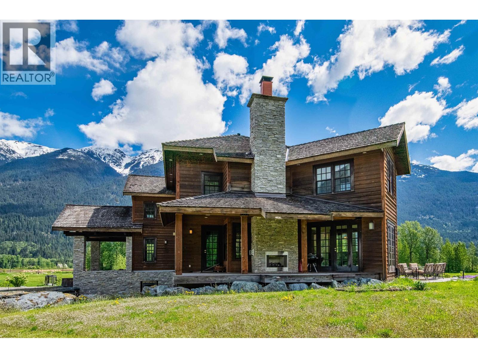 9115 PEMBERTON MEADOWS ROAD, Pemberton