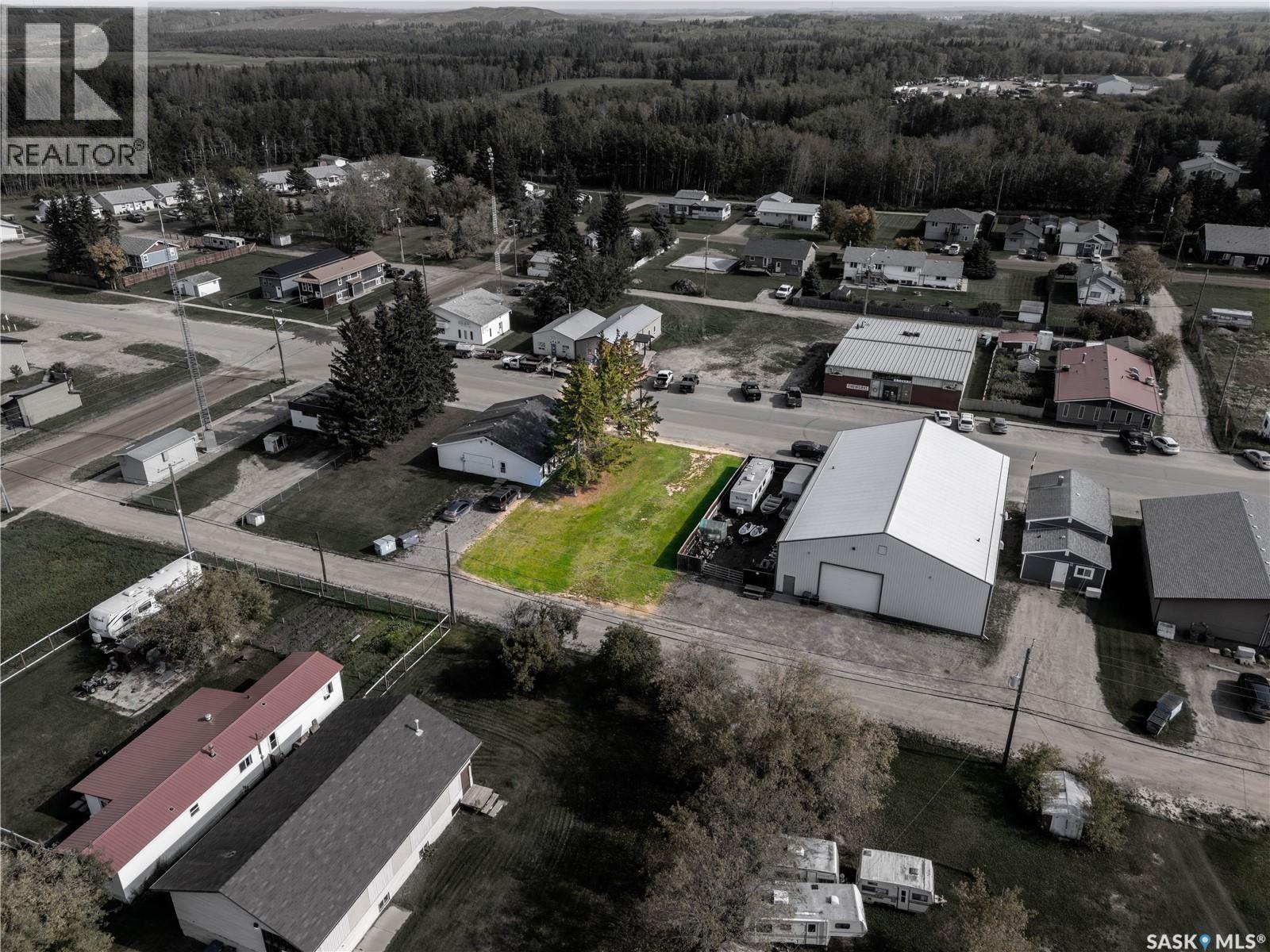 165 & 167 Main STREET - Photo 2 of 11, Pierceland, Saskatchewan