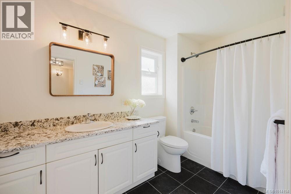  2154 Stone Gate, Langford