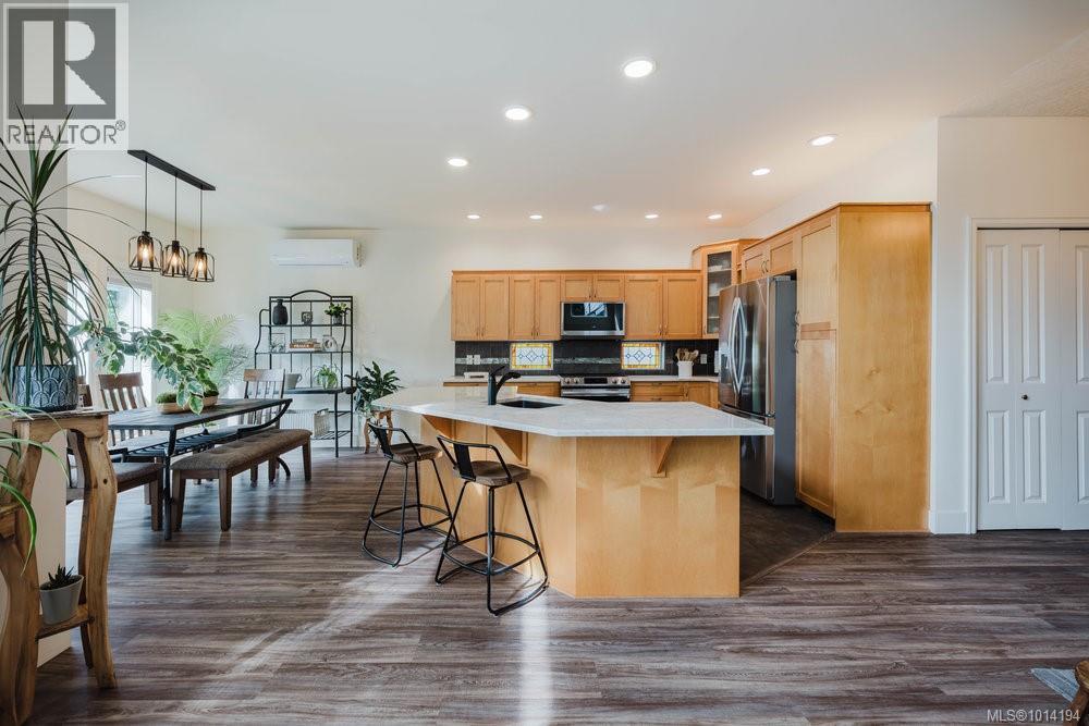  2154 Stone Gate, Langford