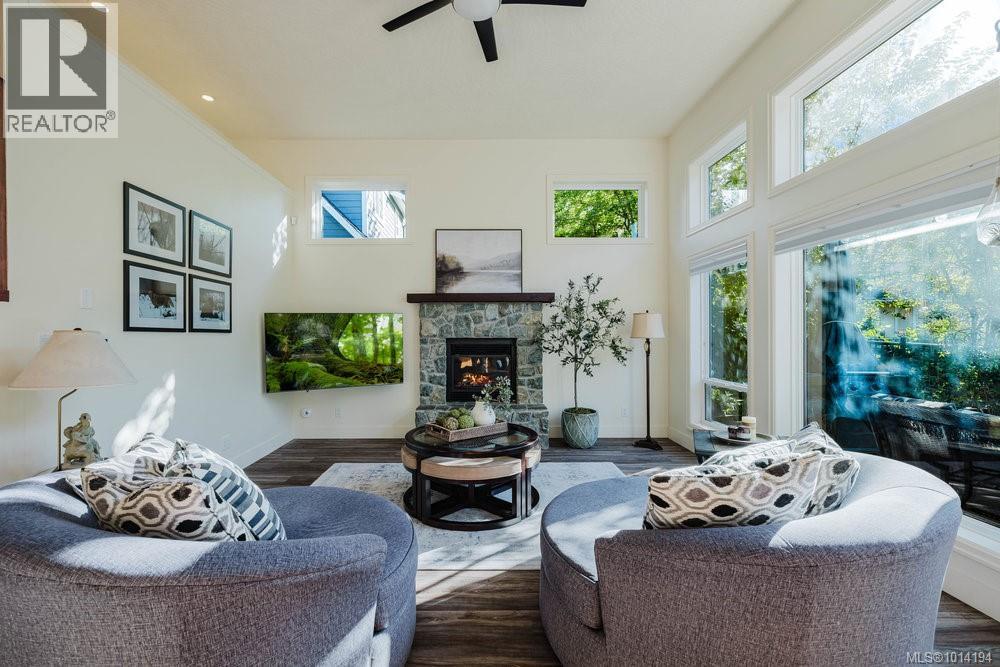  2154 Stone Gate, Langford