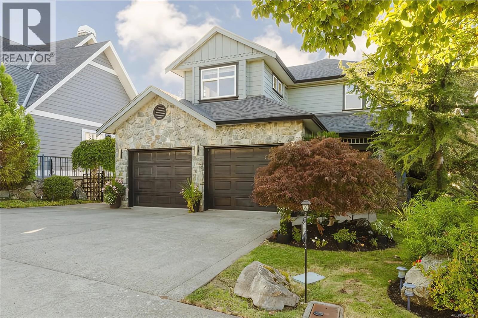  2154 Stone Gate, Langford