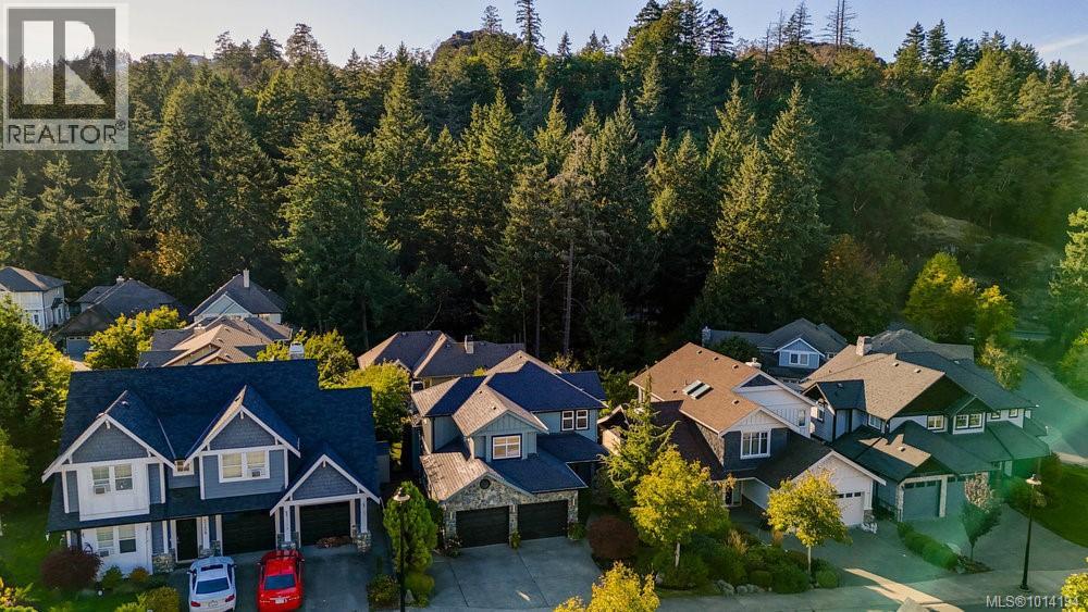  2154 Stone Gate, Langford