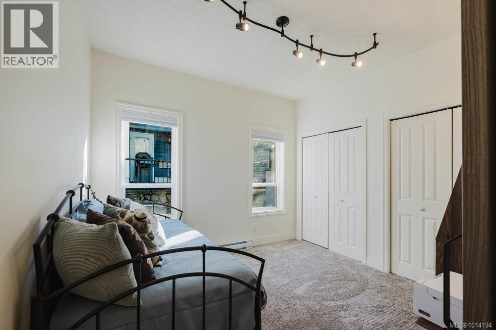  2154 Stone Gate, Langford