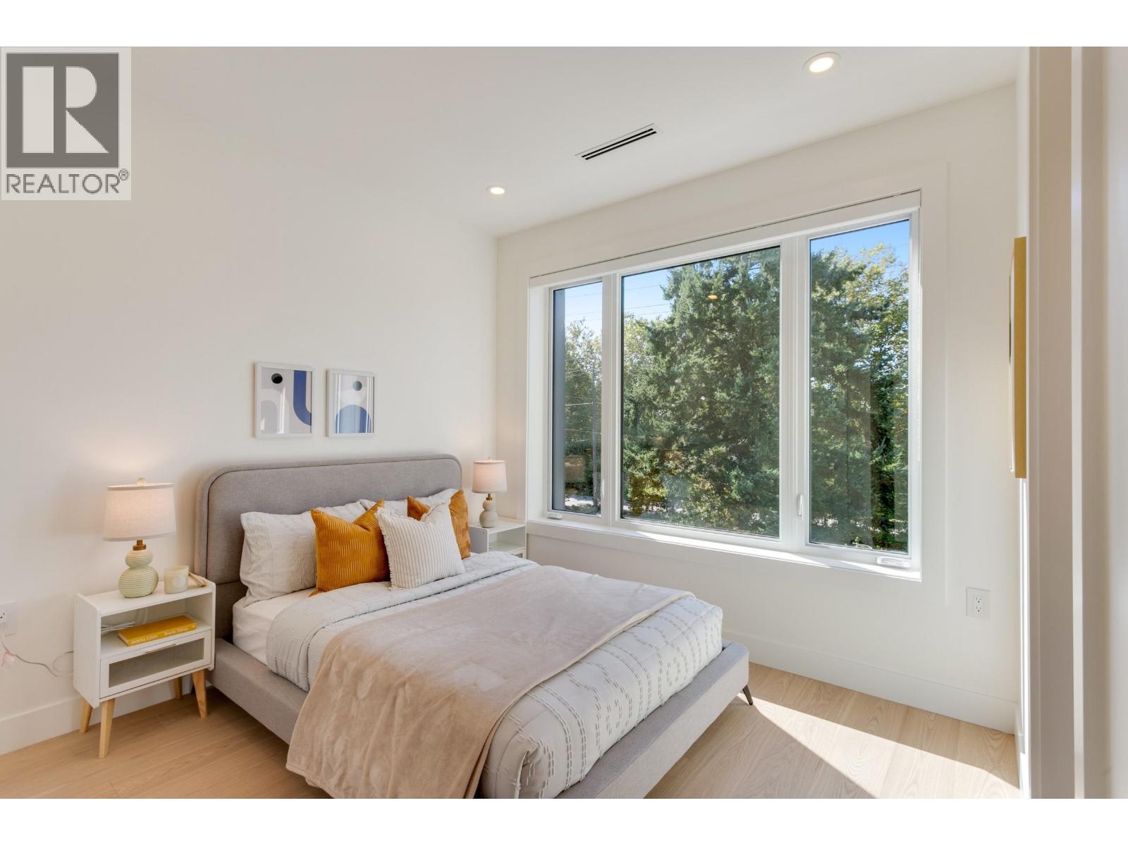 7176 EAST BOULEVARD, Vancouver