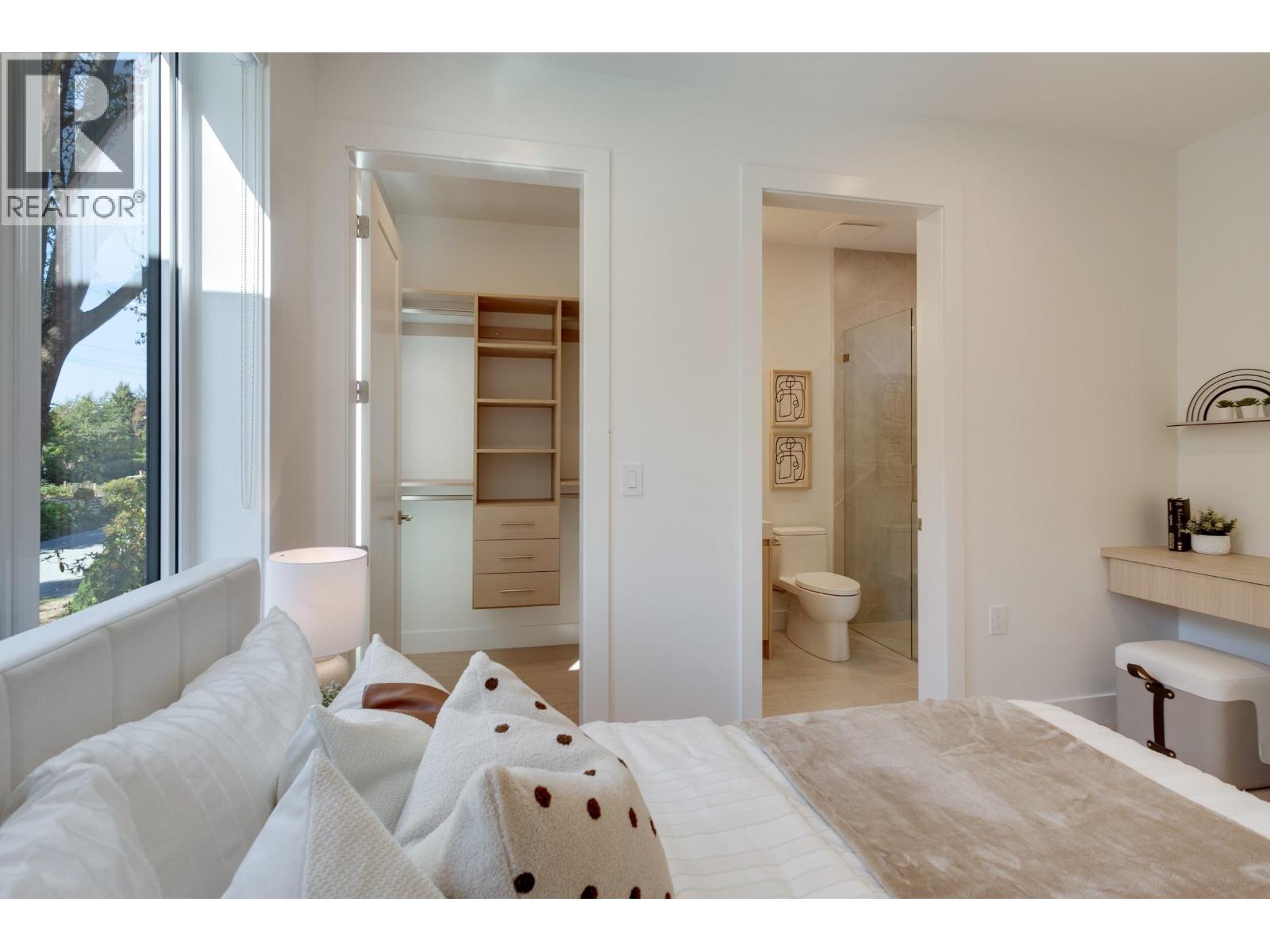 7176 EAST BOULEVARD, Vancouver