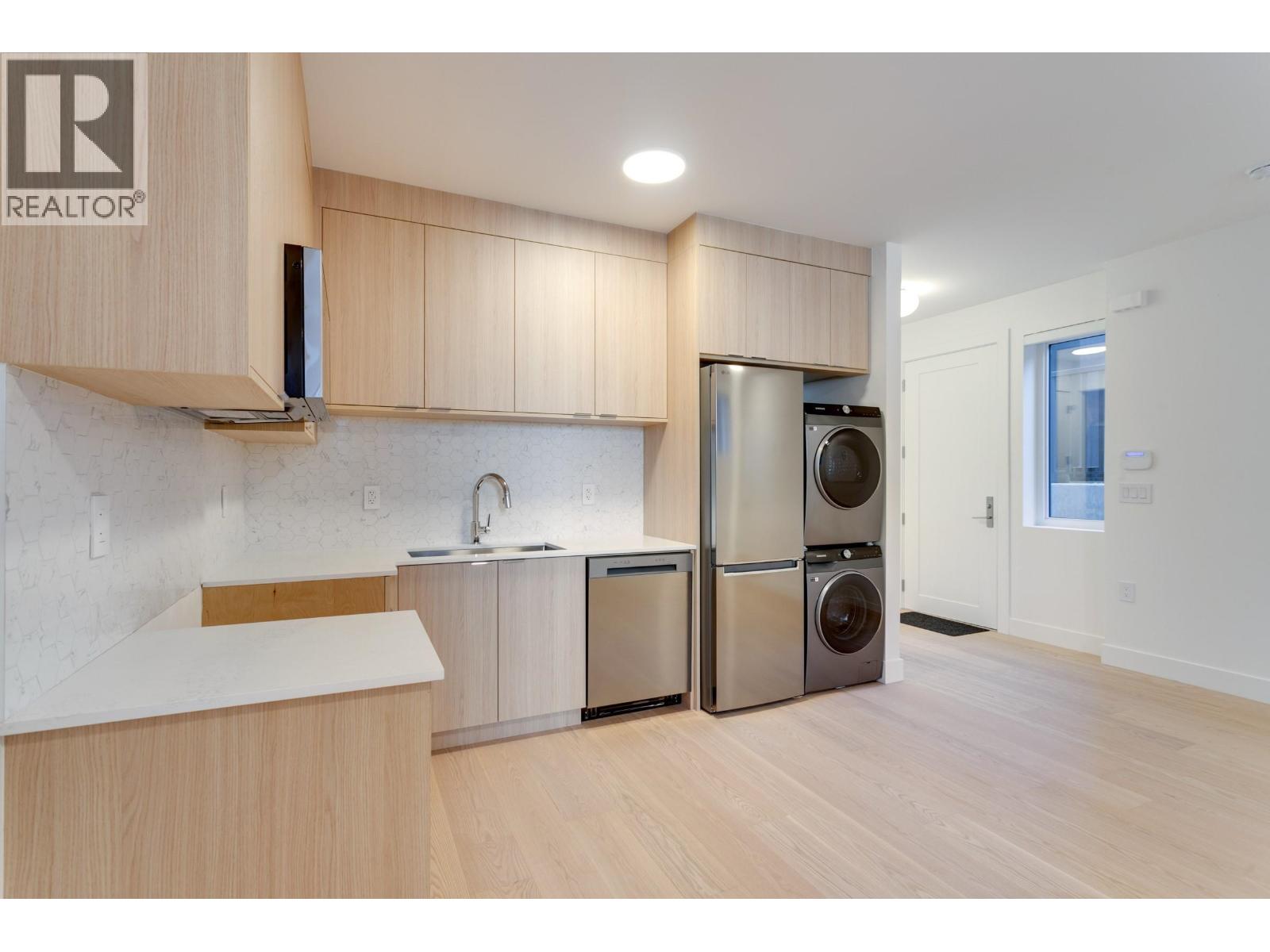 7176 EAST BOULEVARD, Vancouver