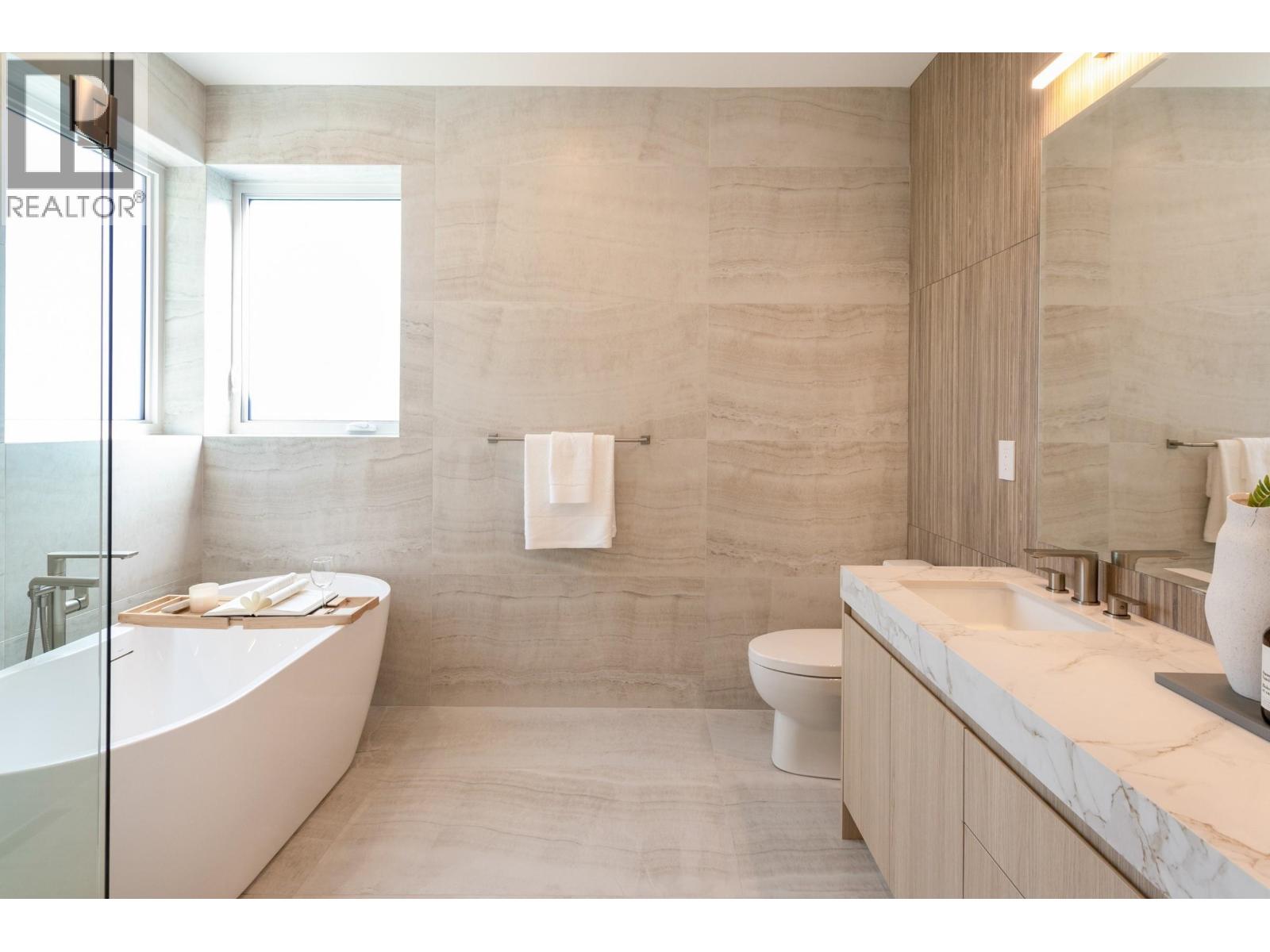 7176 EAST BOULEVARD, Vancouver