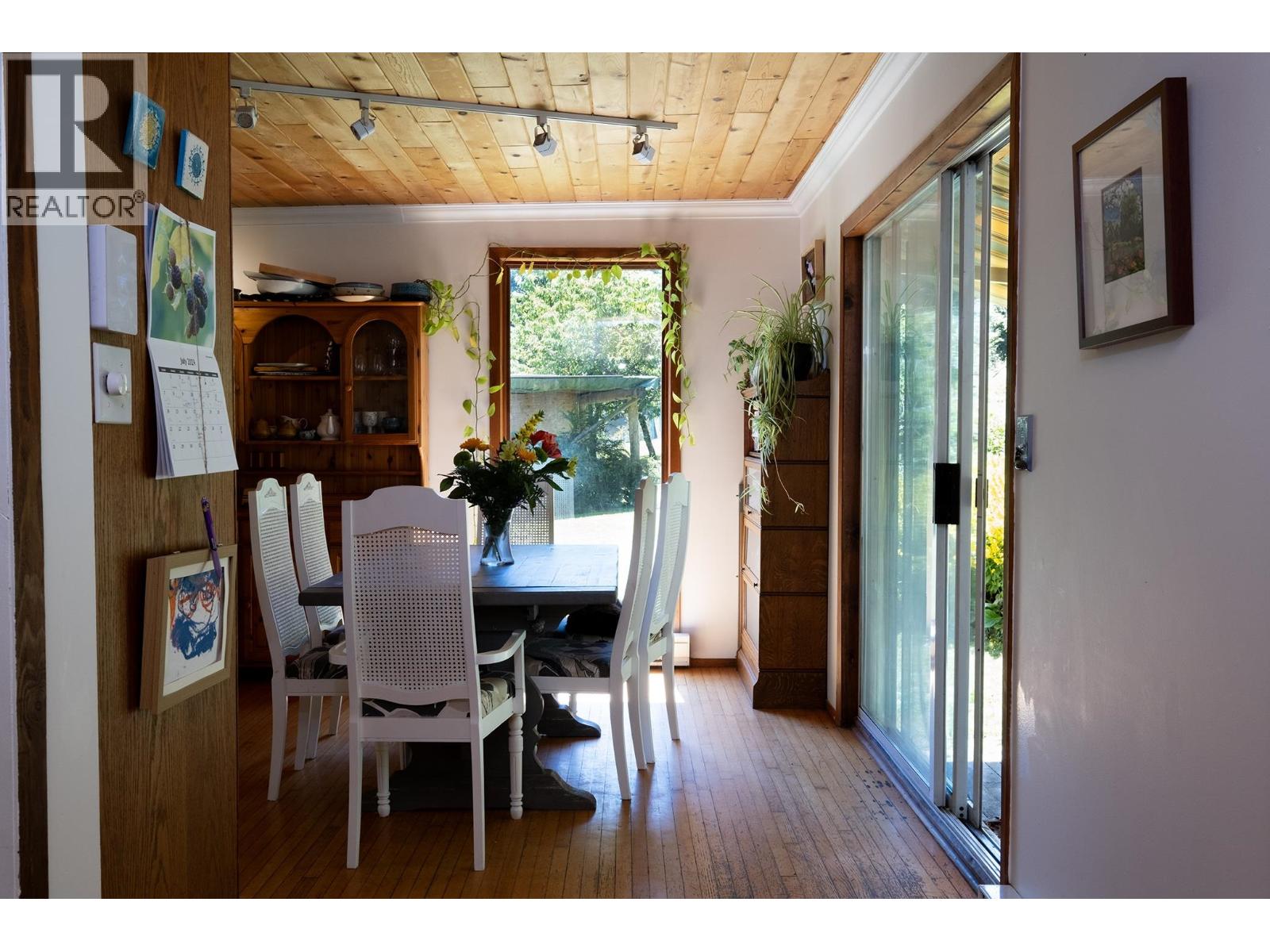507 PARKER ROAD, Gibsons