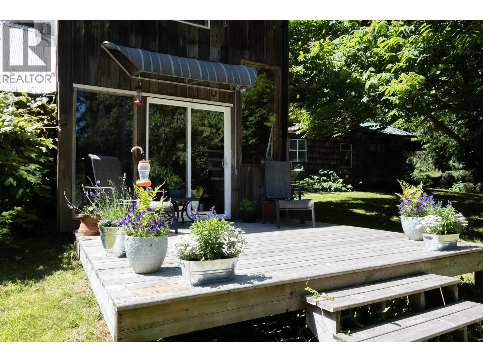 507 PARKER ROAD, Gibsons