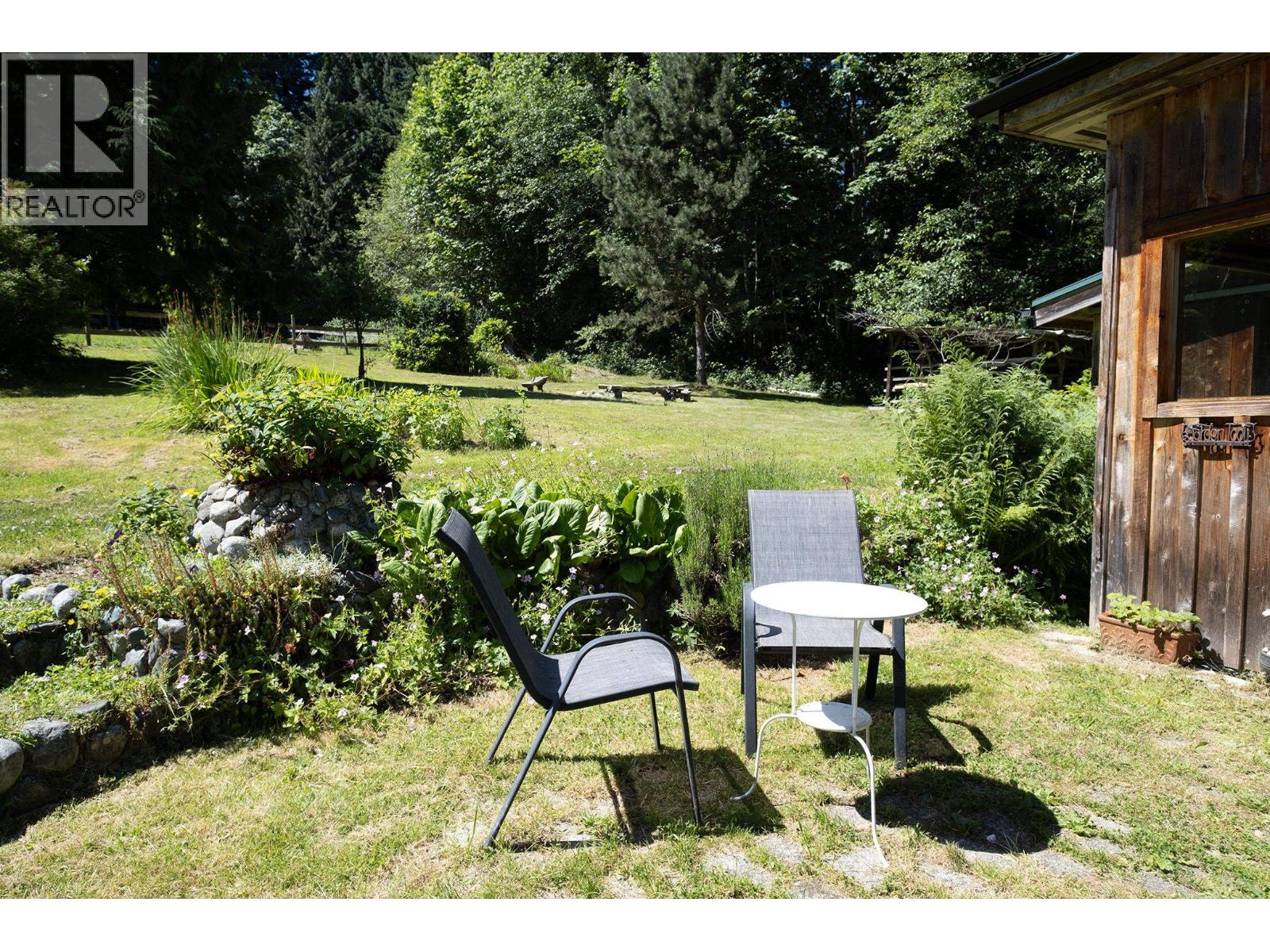 507 PARKER ROAD, Gibsons