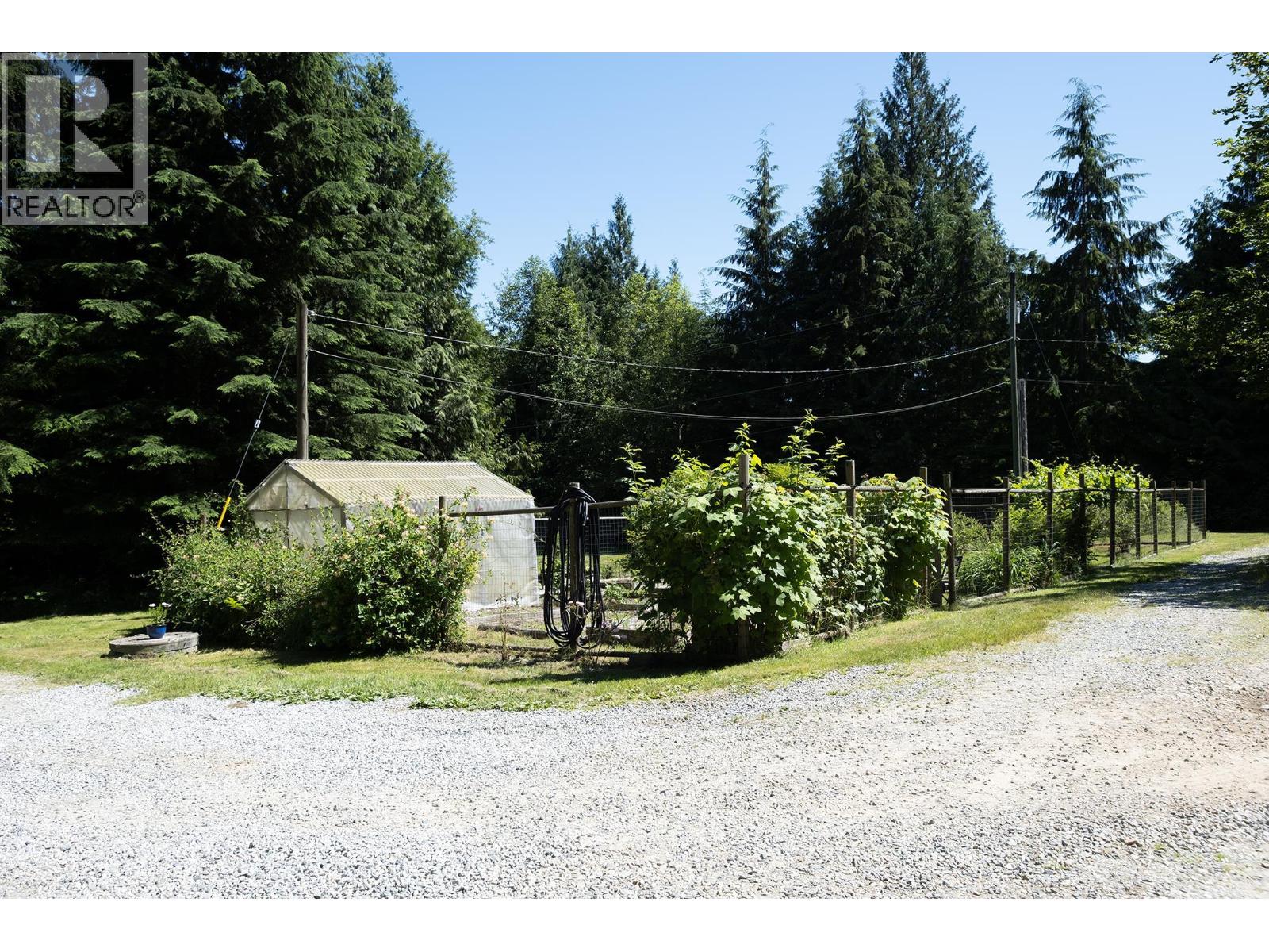507 PARKER ROAD, Gibsons