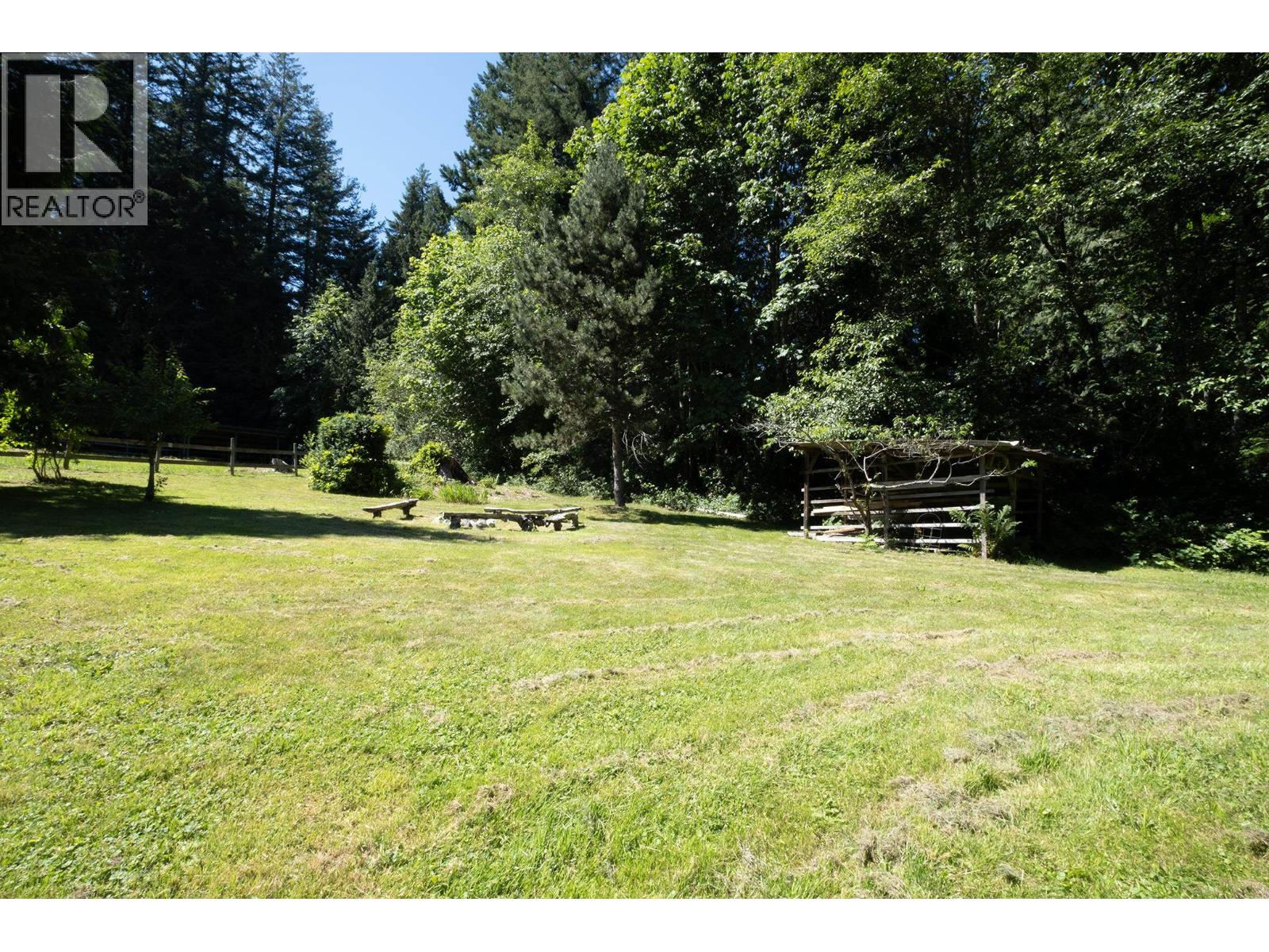 507 PARKER ROAD, Gibsons