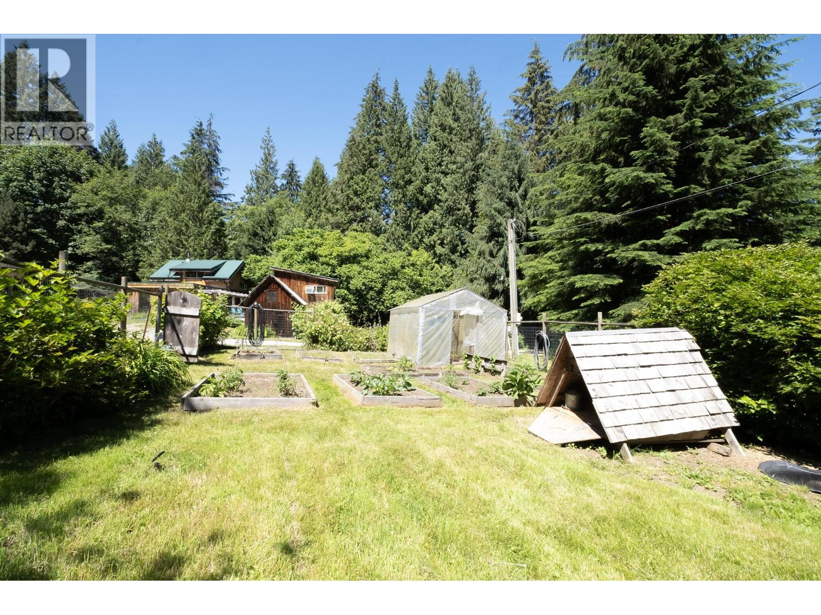 507 PARKER ROAD, Gibsons