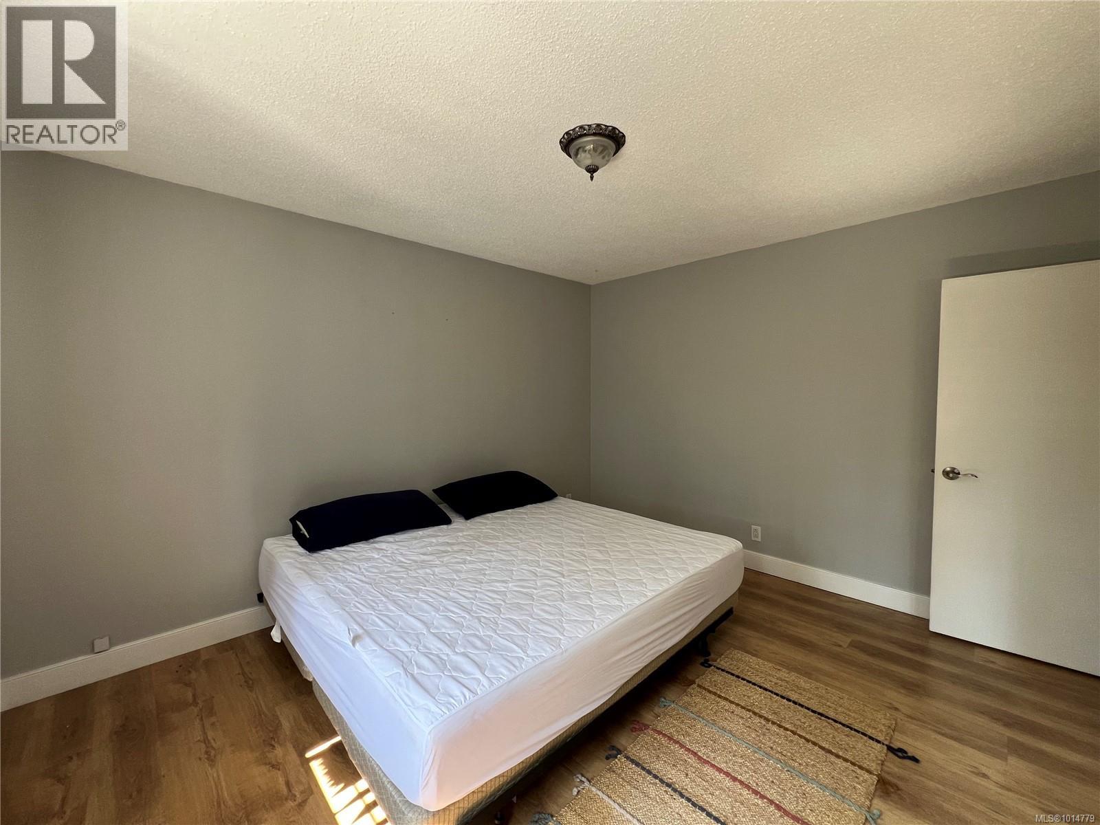 356 Nootka Dr, Gold River