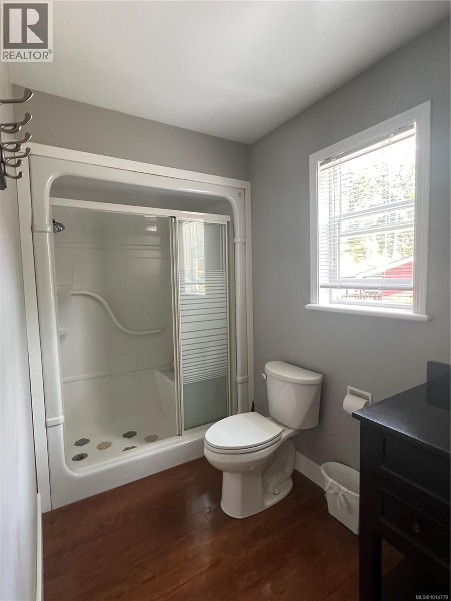 356 Nootka Dr, Gold River