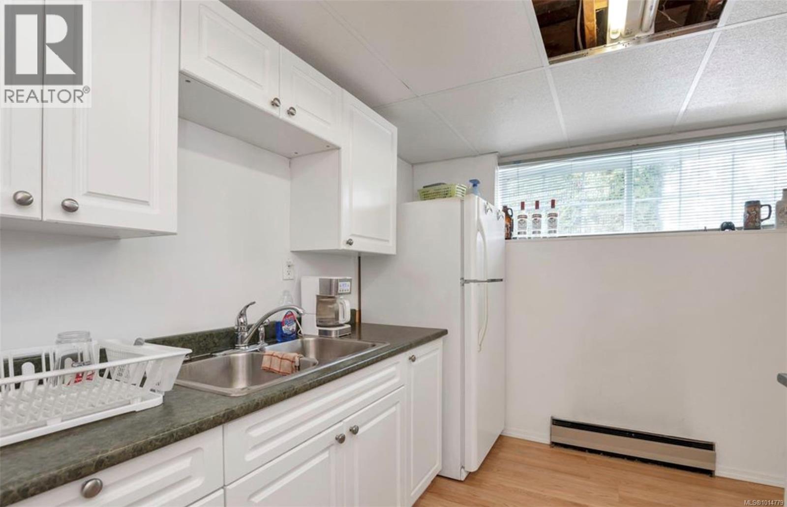 356 Nootka Dr, Gold River