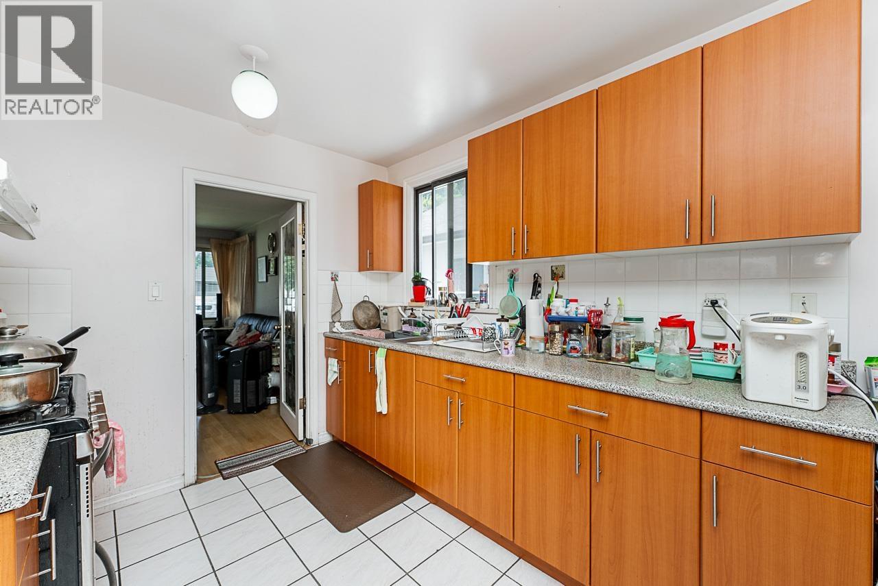 942 NANAIMO STREET, Vancouver