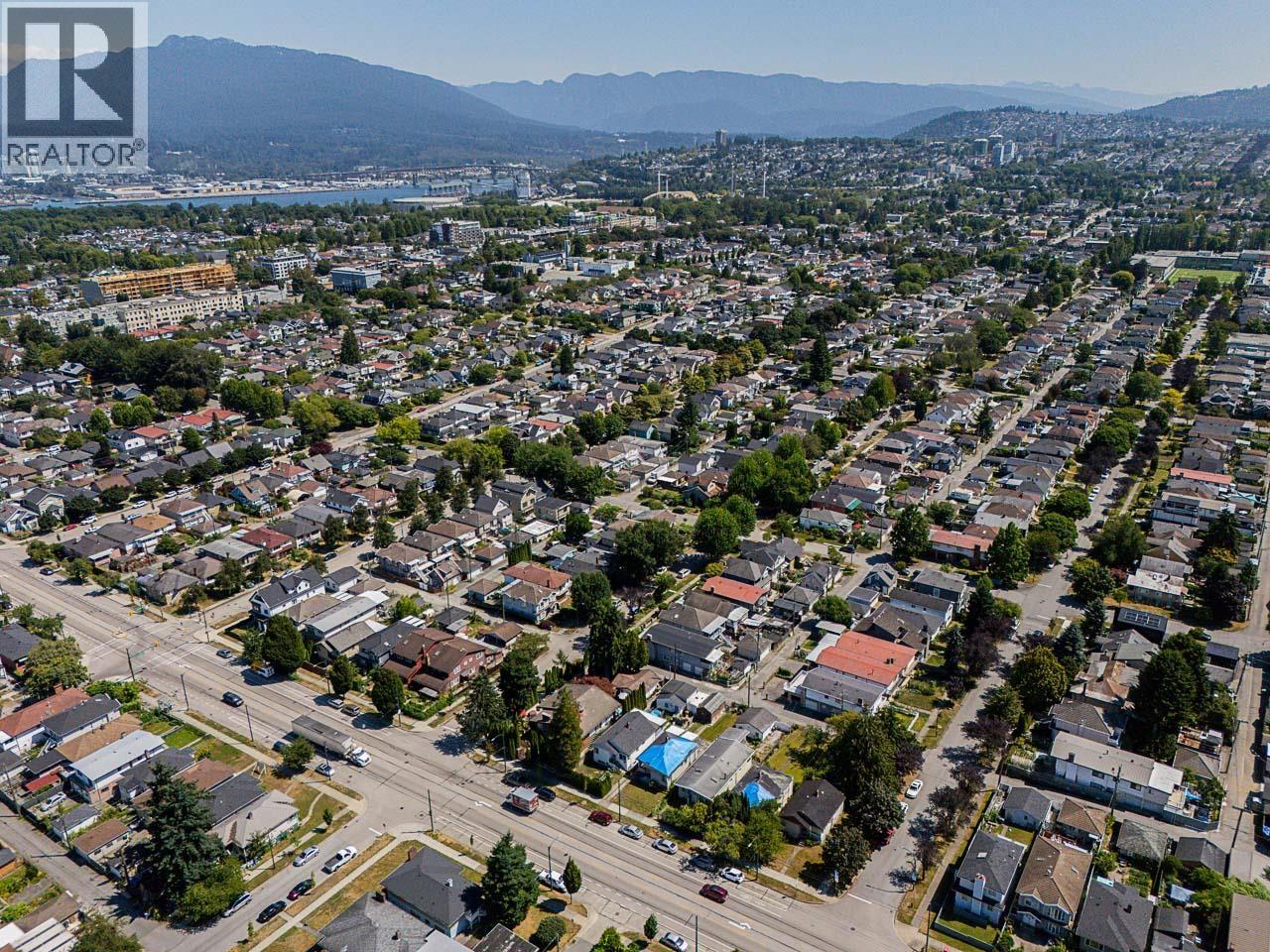 942 NANAIMO STREET, Vancouver