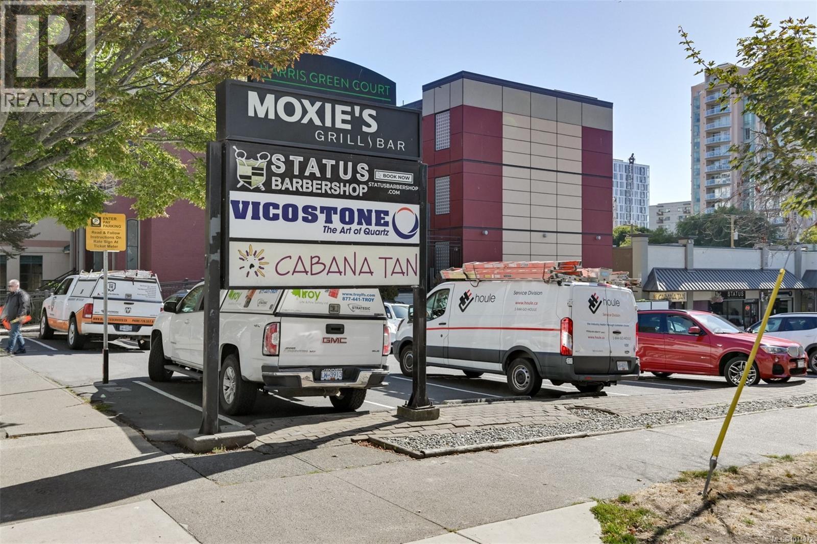 404 1007 Johnson Street, Victoria