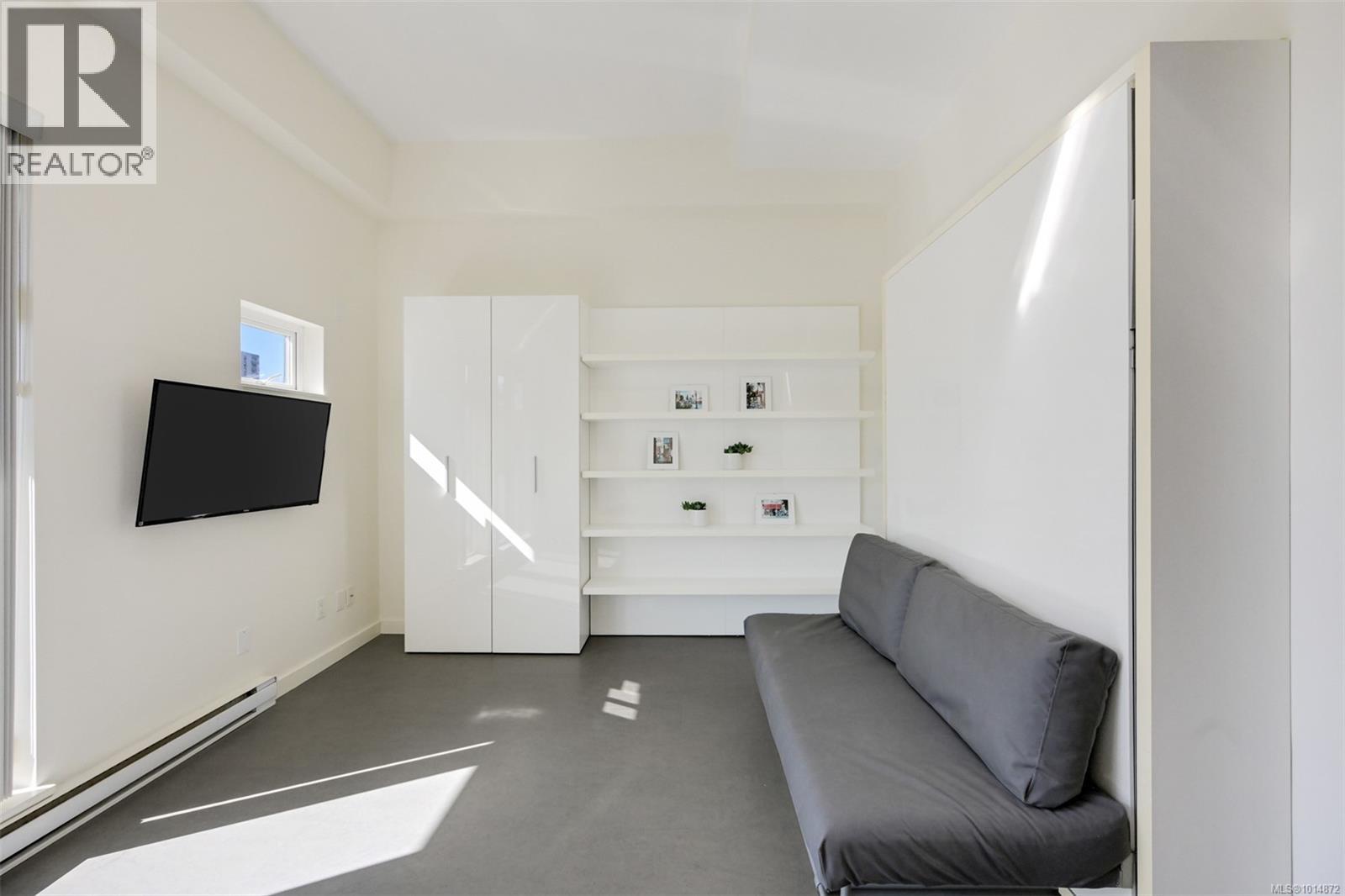 404 1007 Johnson Street, Victoria