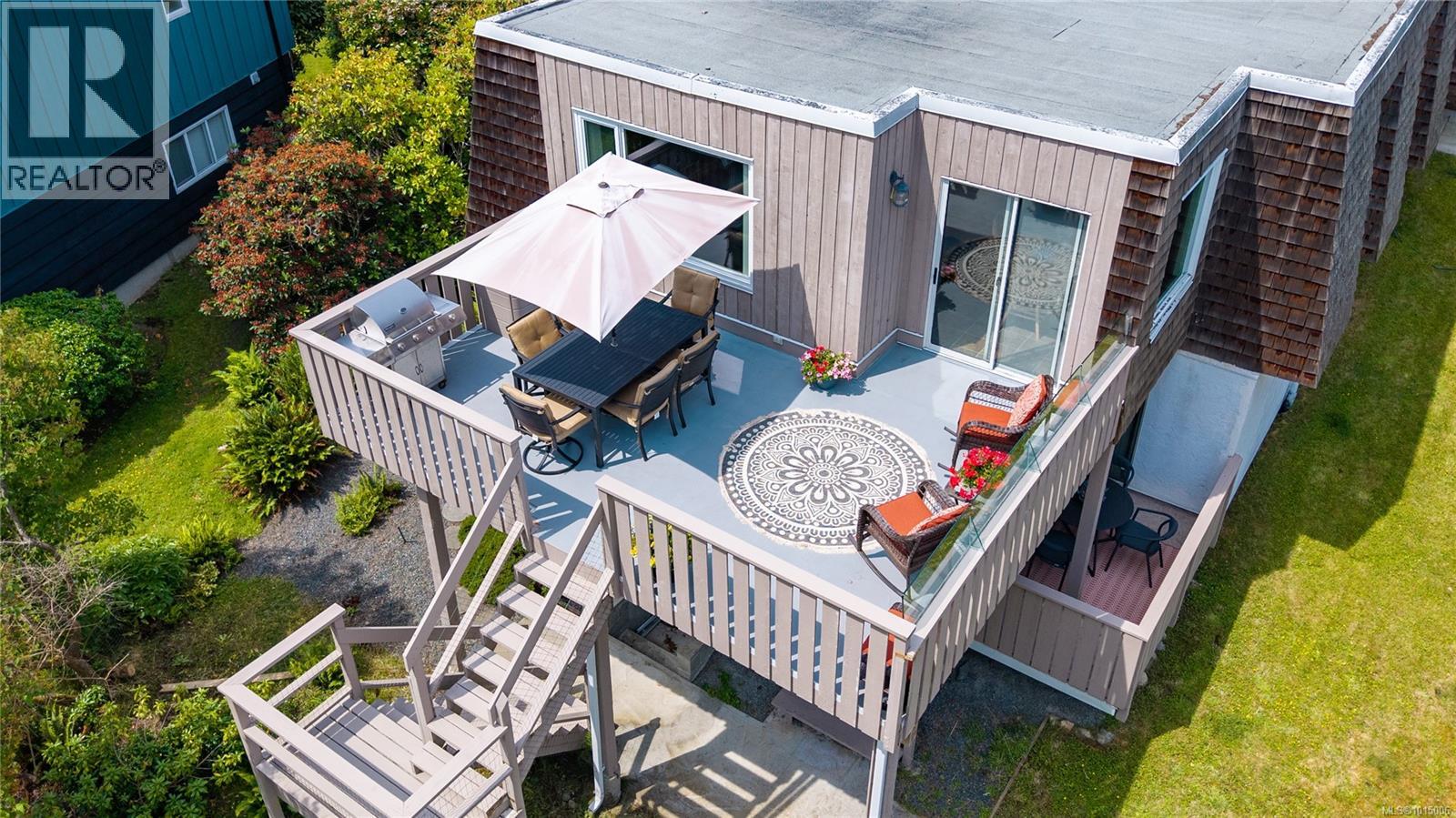 2059 Saltair Pl, Saanich