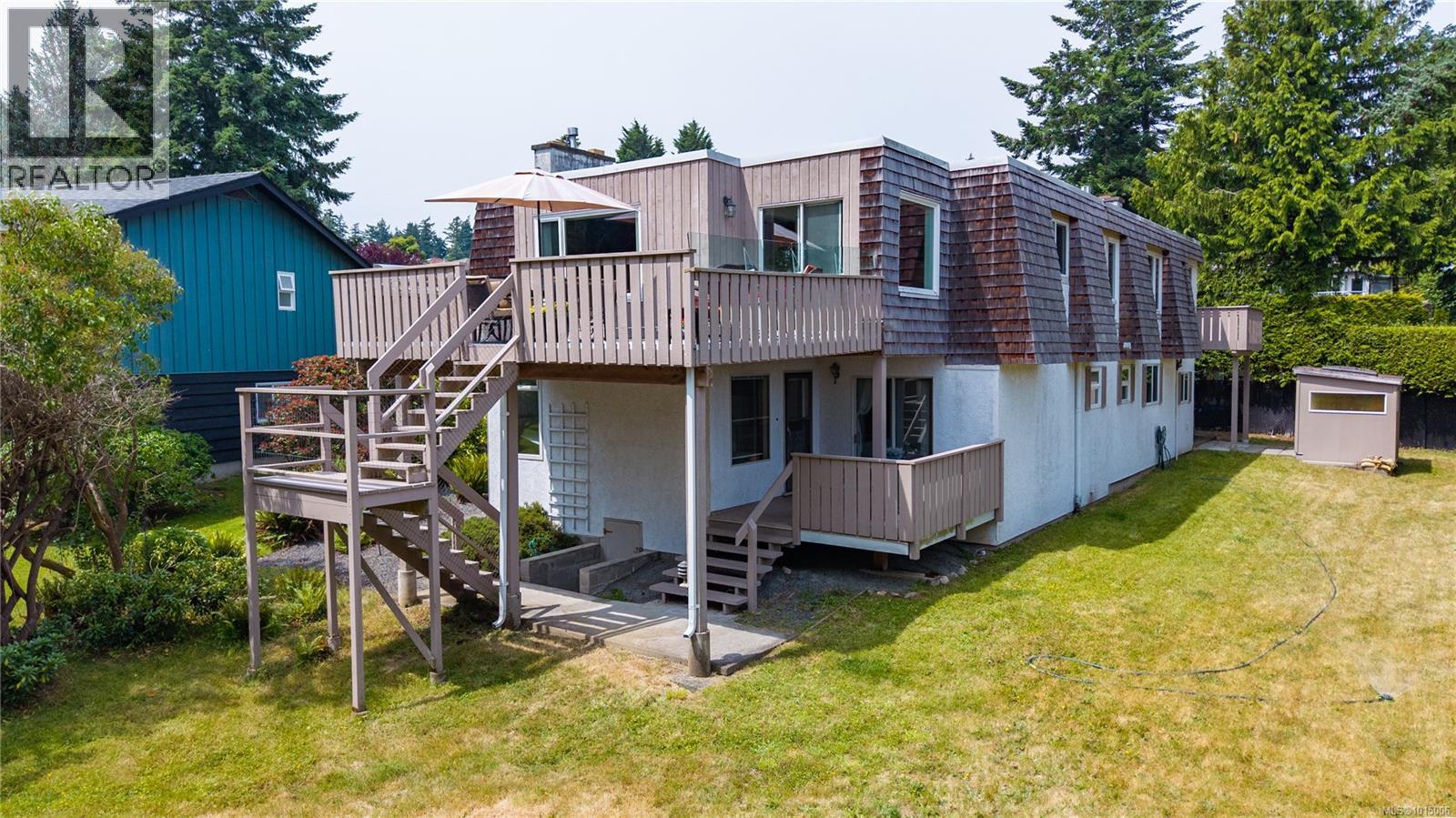 2059 Saltair Pl, Saanich