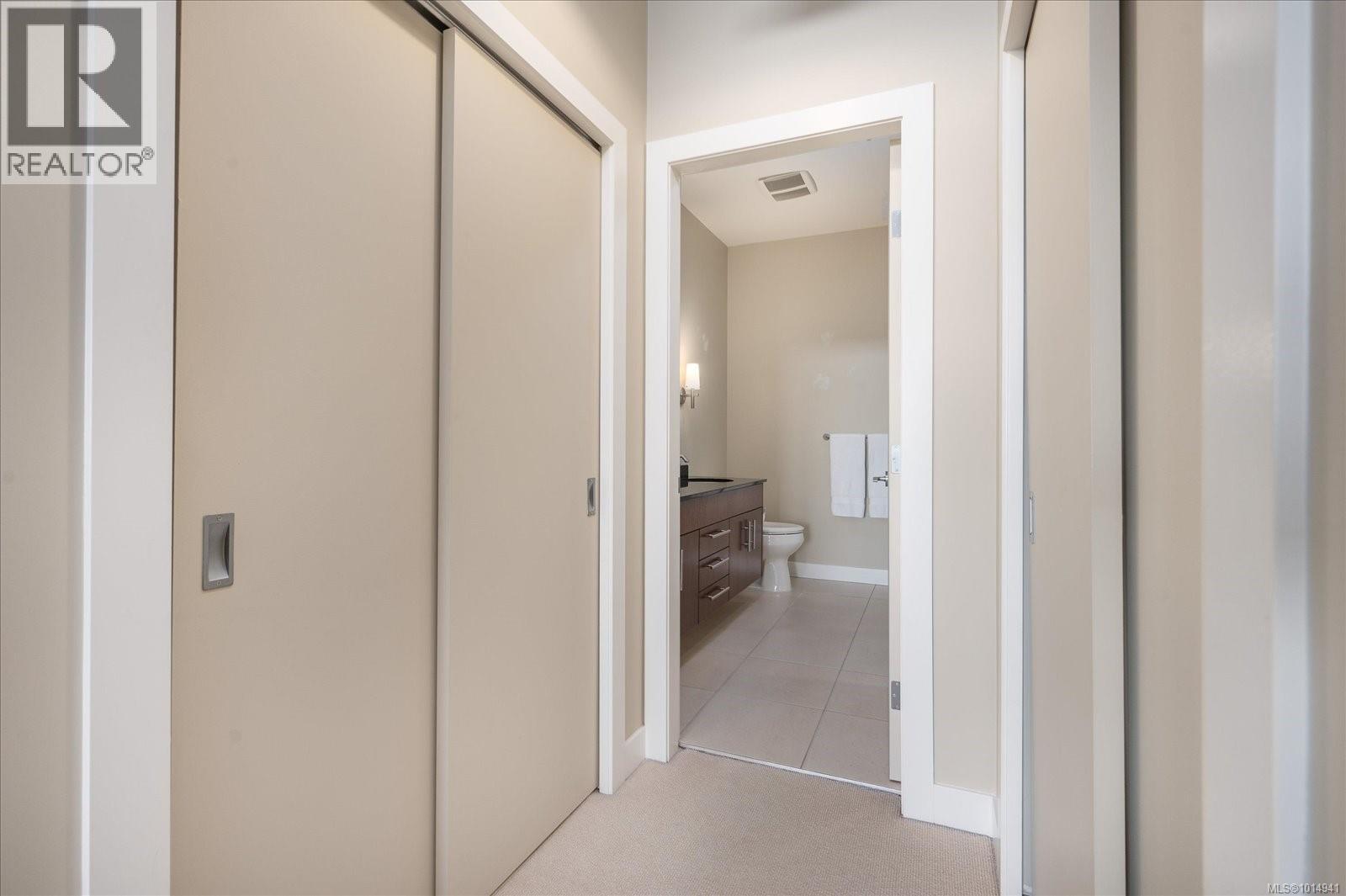 402 1325 Cape Cod Dr, Parksville