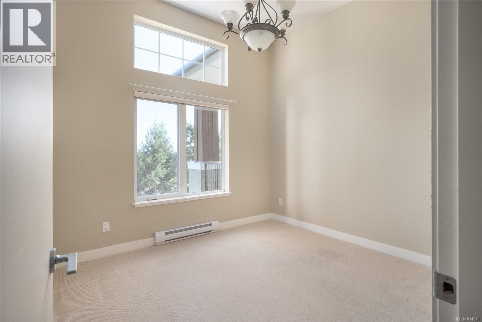 402 1325 Cape Cod Dr, Parksville