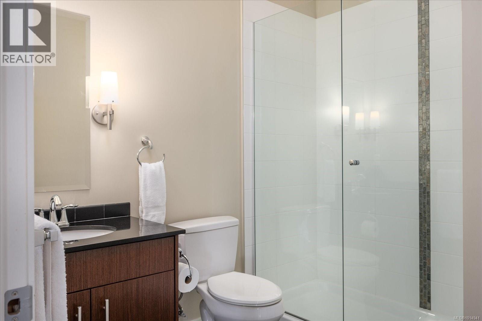 402 1325 Cape Cod Dr, Parksville