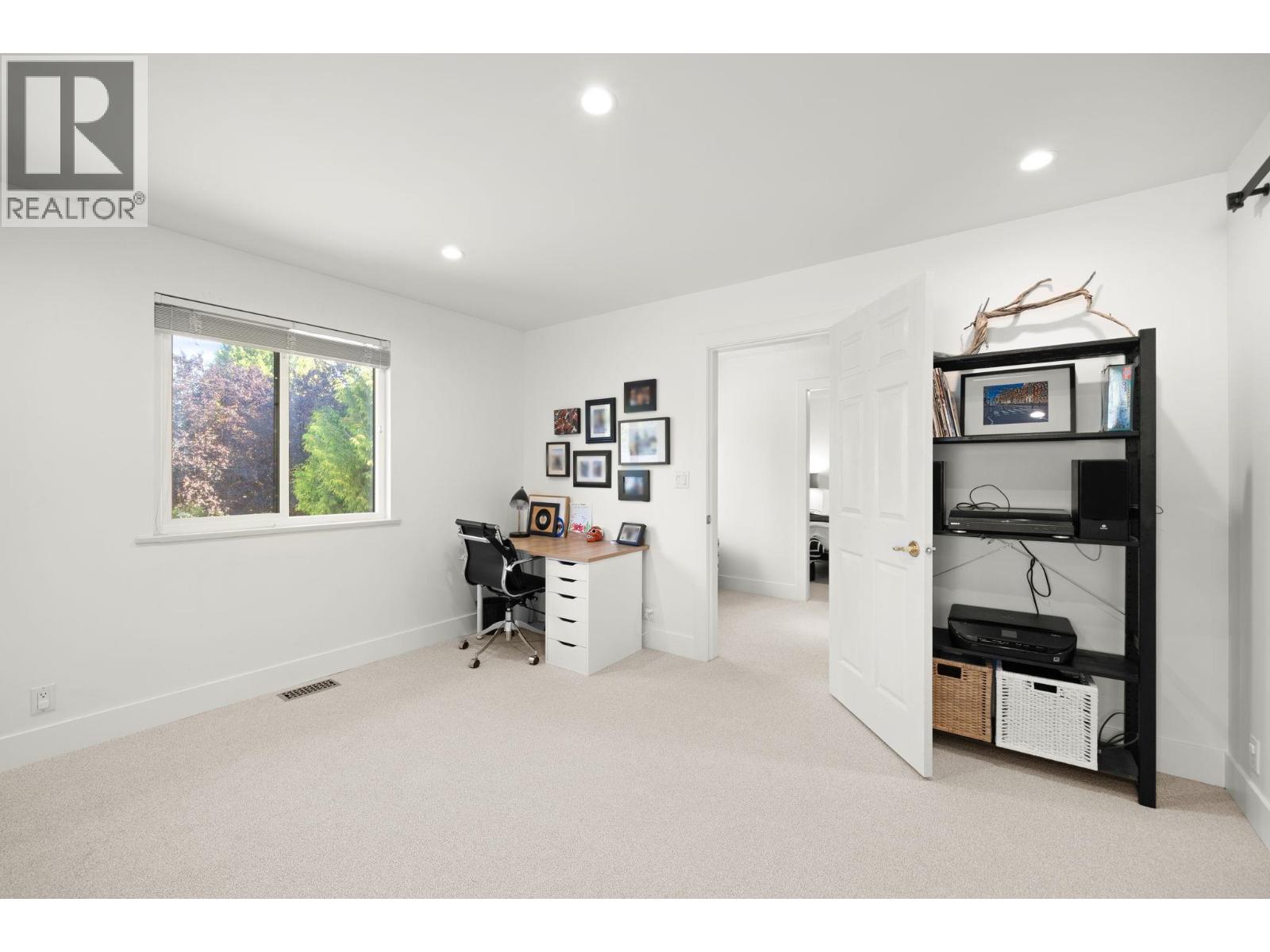 5340 CAMARO DRIVE, Tsawwassen