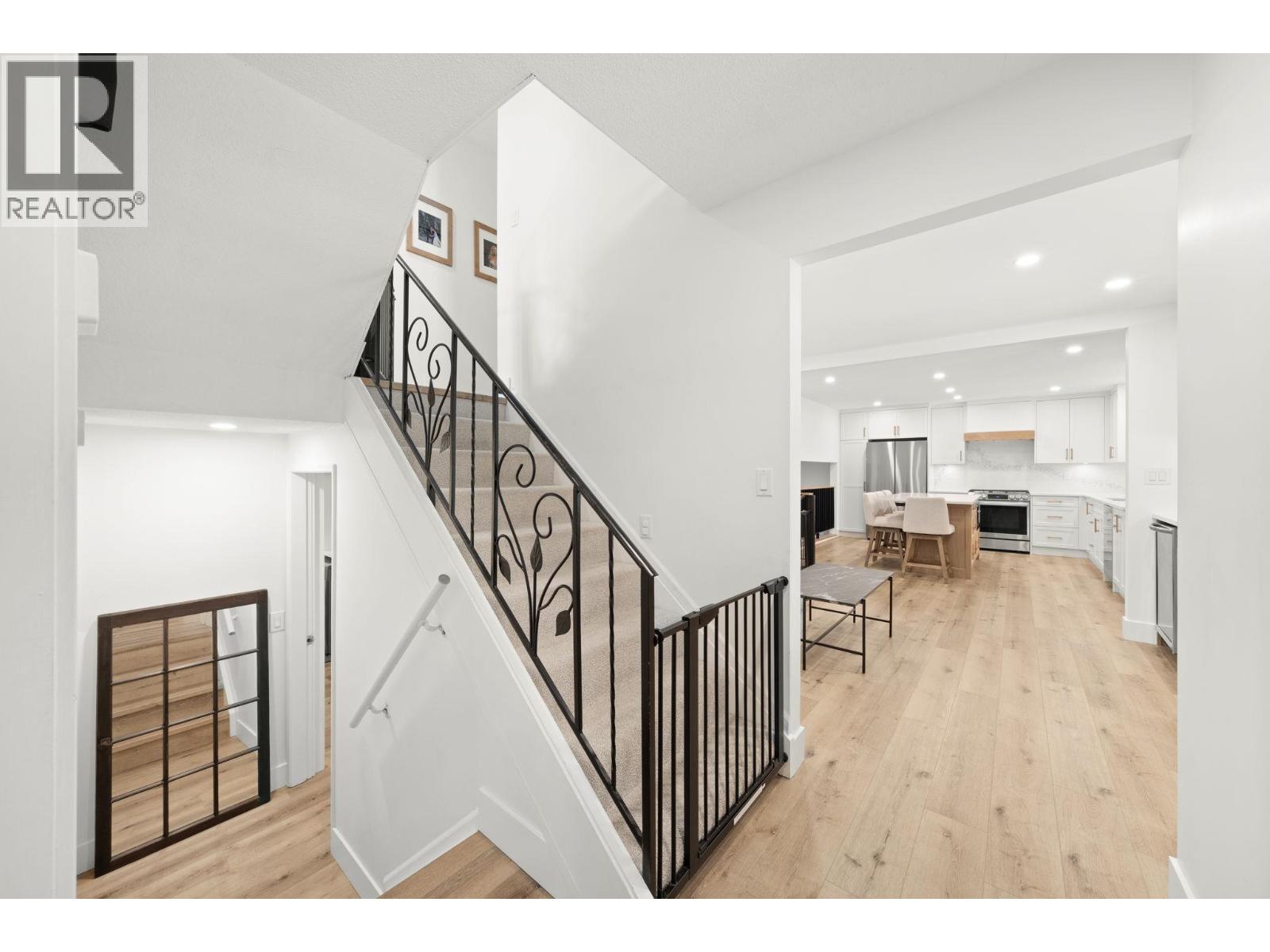 5340 CAMARO DRIVE, Tsawwassen