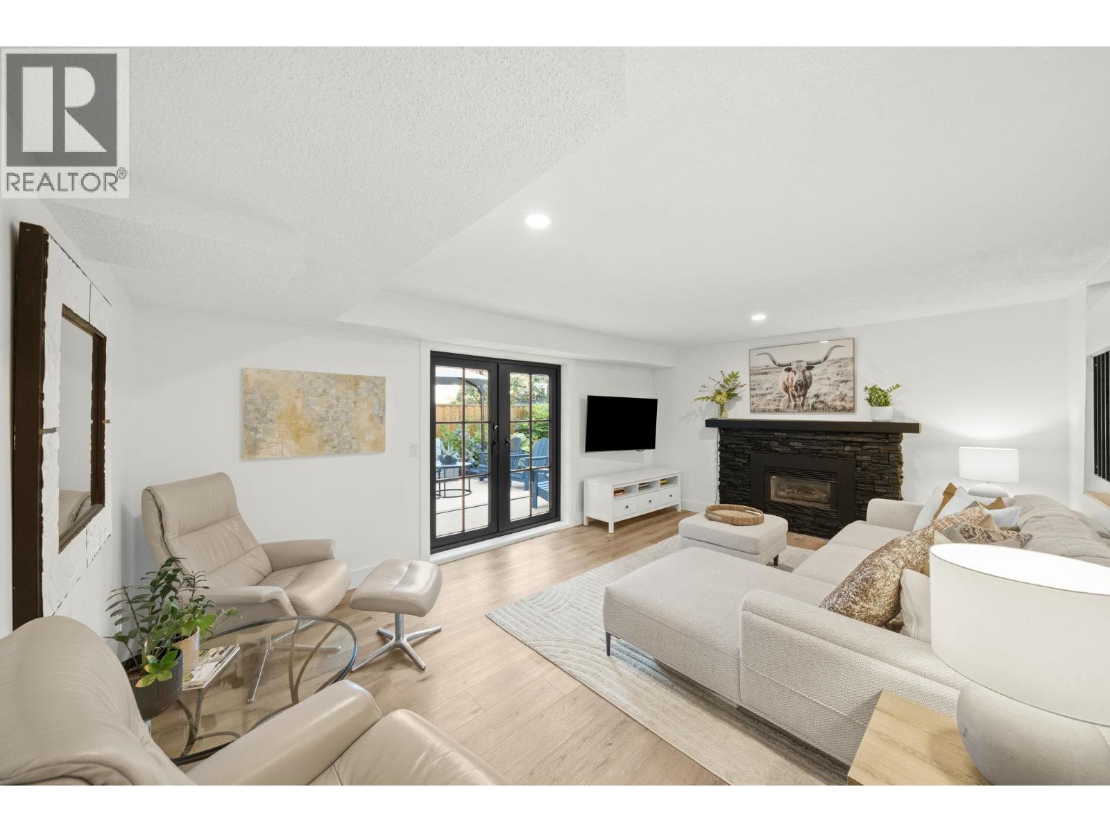 5340 CAMARO DRIVE, Tsawwassen
